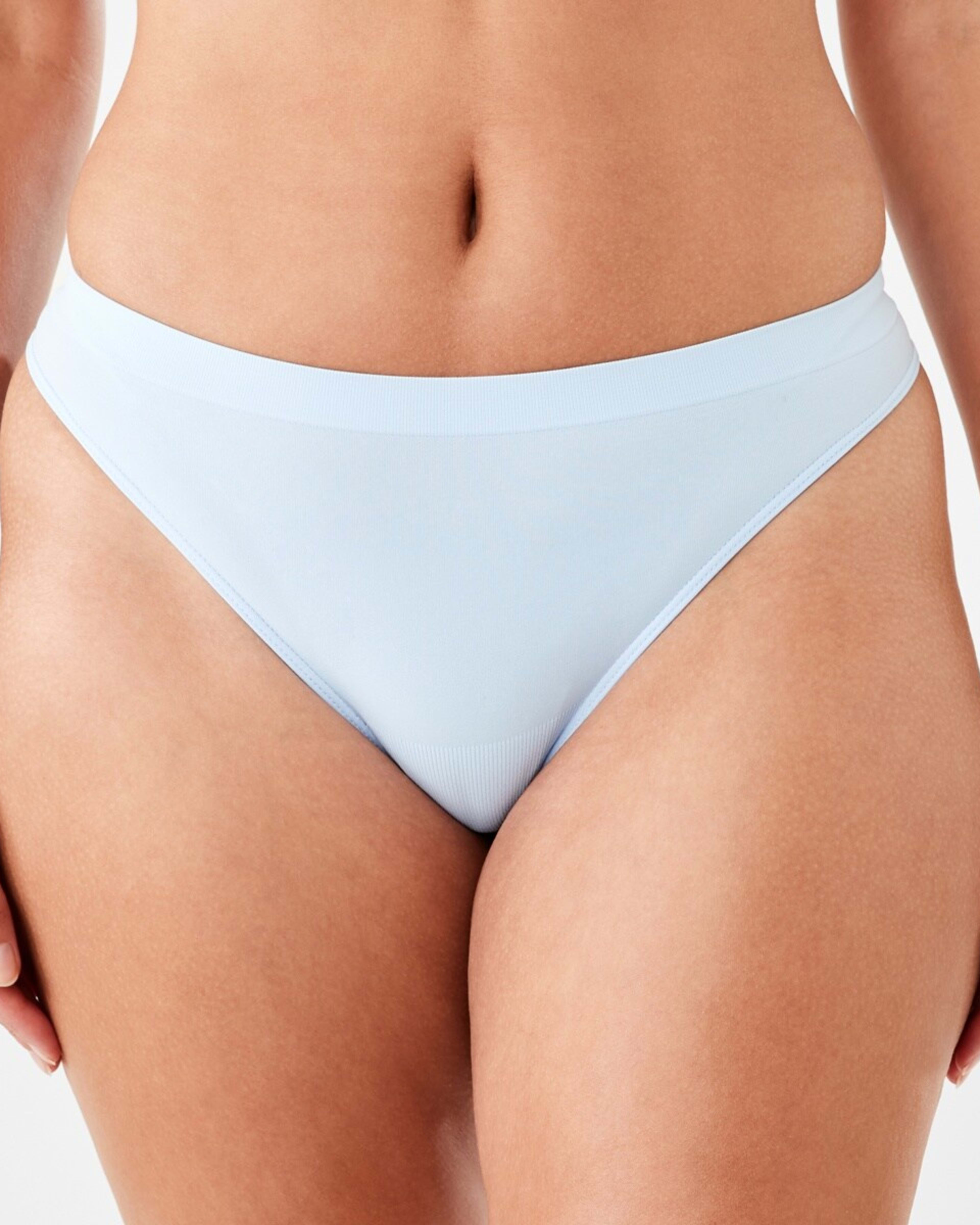 1 Ultra Smooth Seamfree G-String Briefs WINDY BLUE