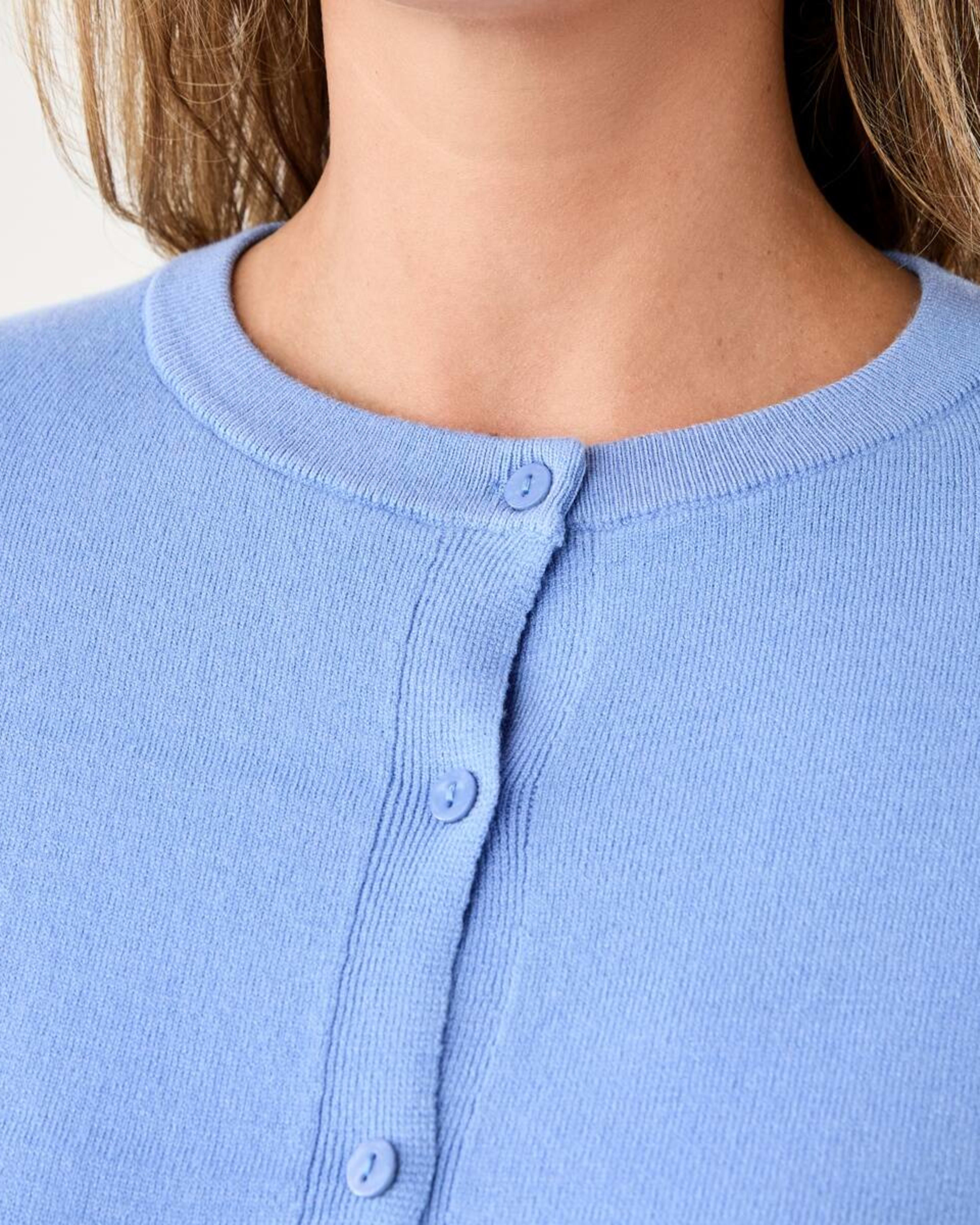5 Lightweight Crew Neck Cardigan Cornflower, 5 of 6