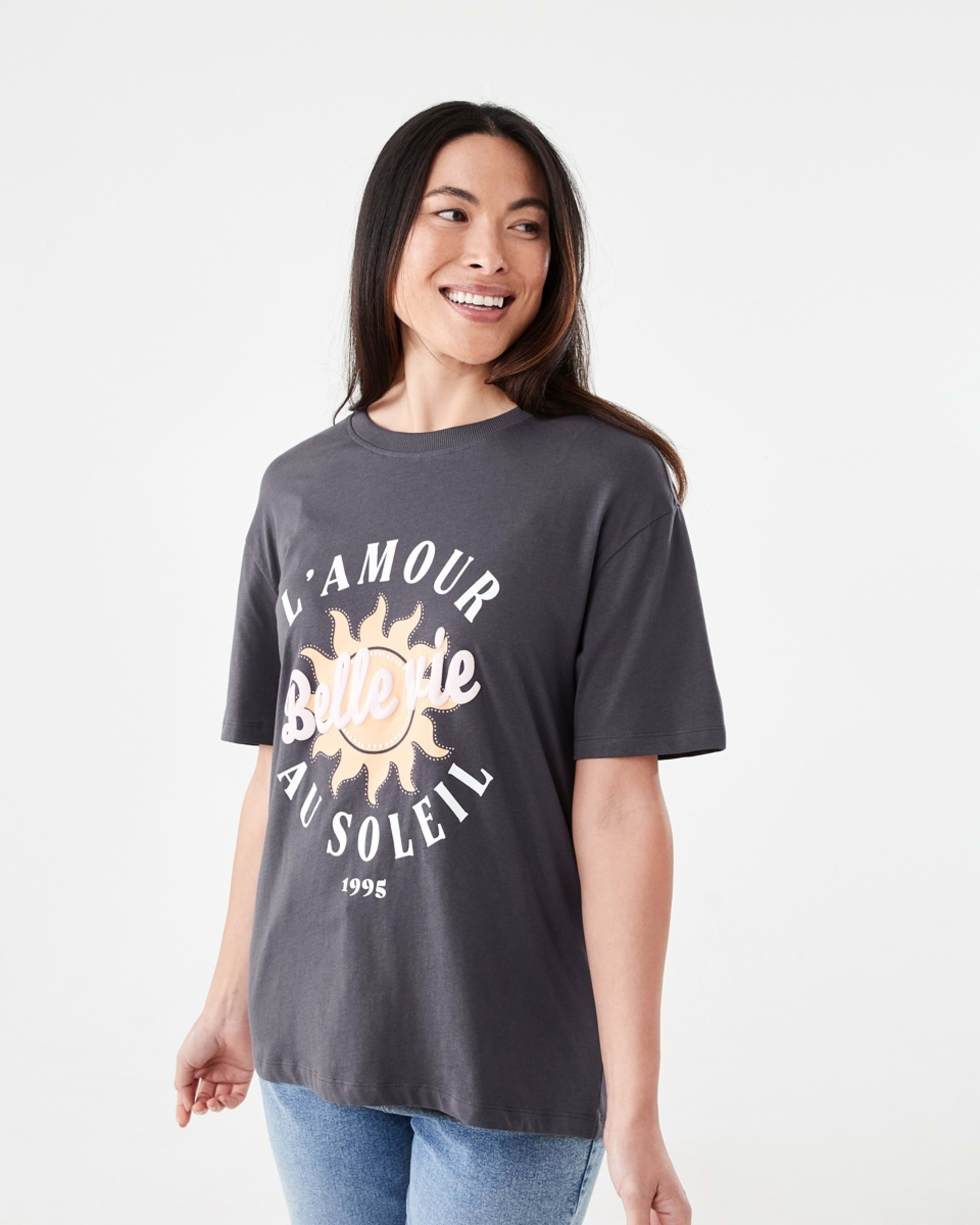 2 Short Sleeve Oversized Boyfriend T-shirt Au Soleil, 2 of 5