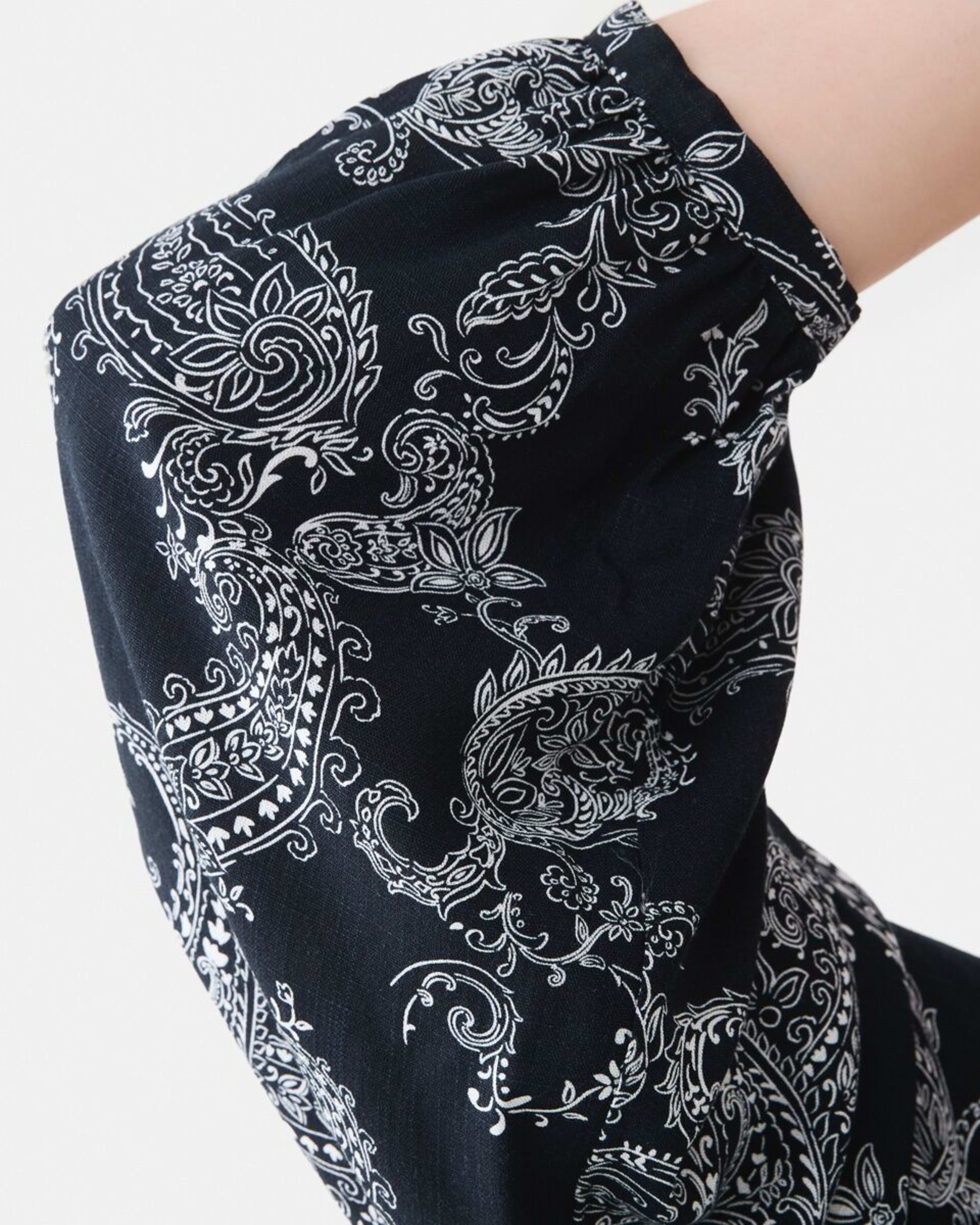 6 Curve Long Sleeve Tassel Blouse Nvy Paisly, 6 of 6