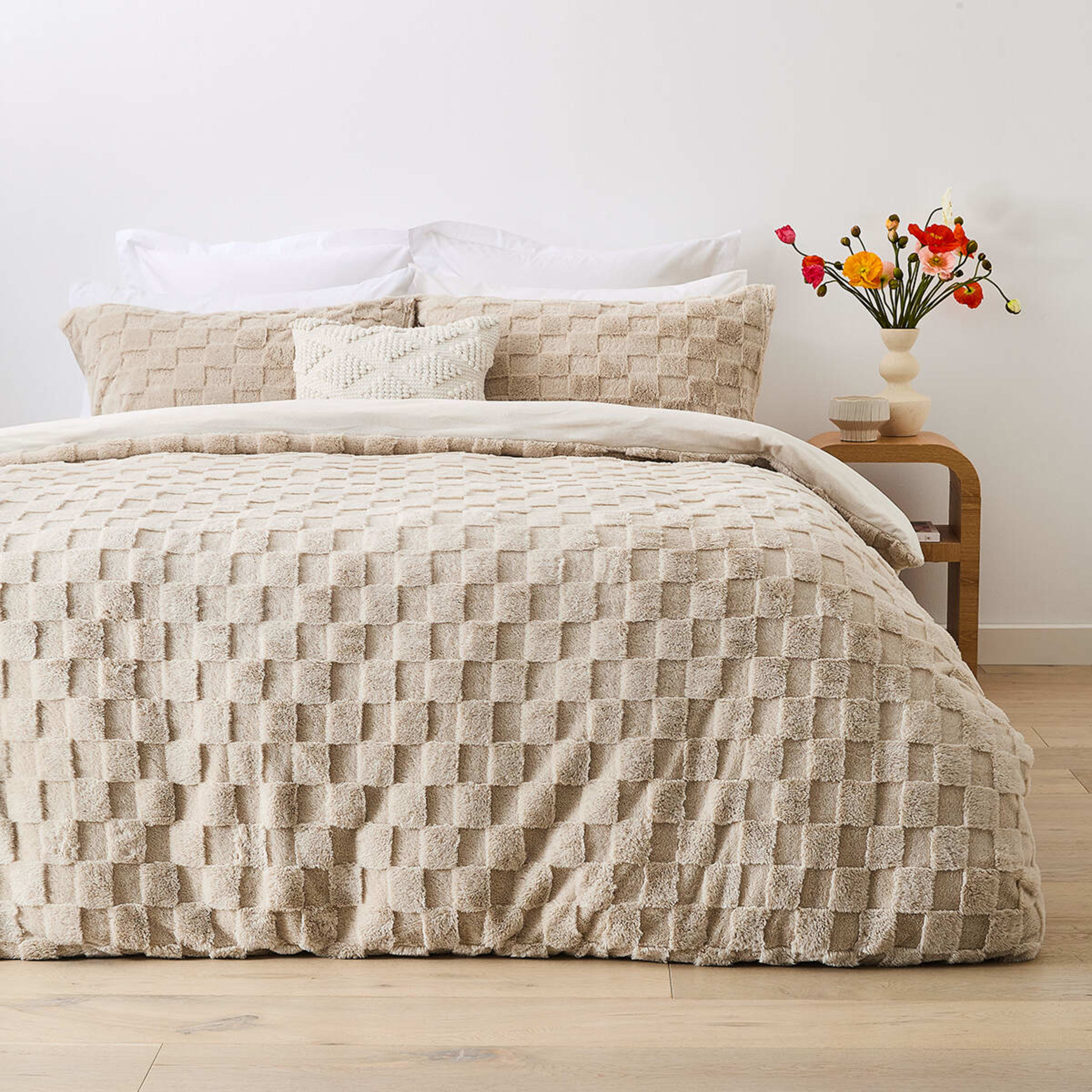1 Check Quilt Cover Set - Double Bed, Beige
