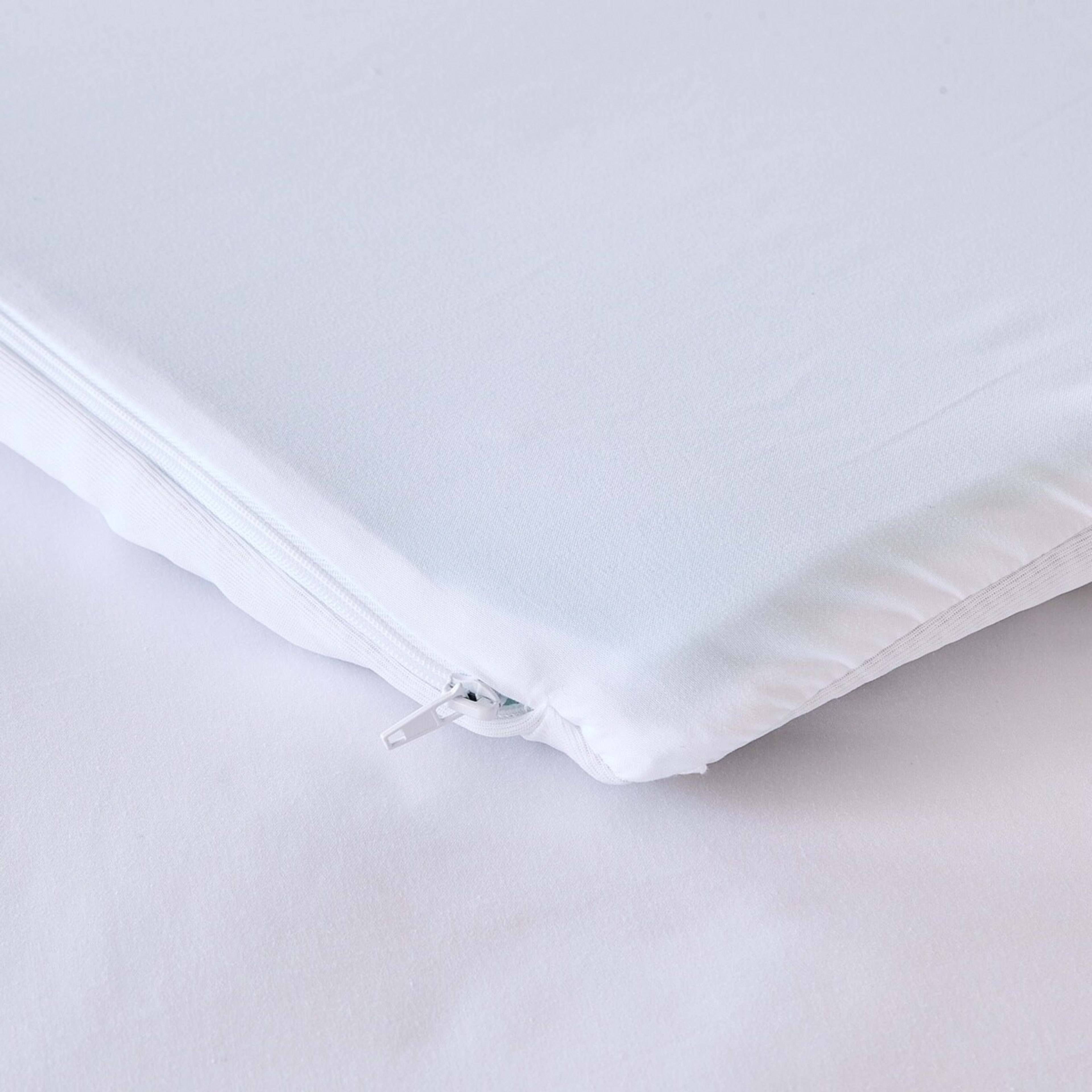 10 Memory Foam Mattress Topper with Skirt - King Bed, White and Grey, 10 of 10