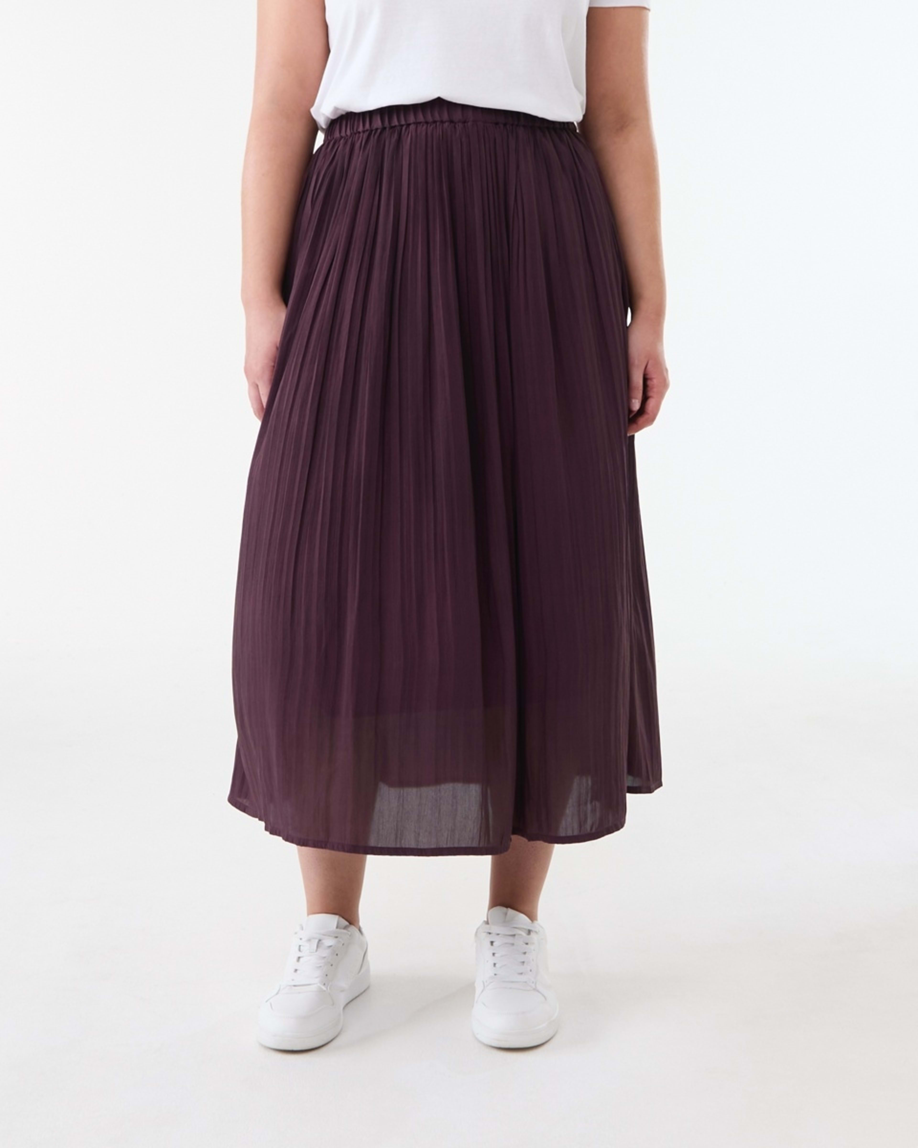 1 Crinkle Maxi Skirt WARM MULBERRY, 1 of 5