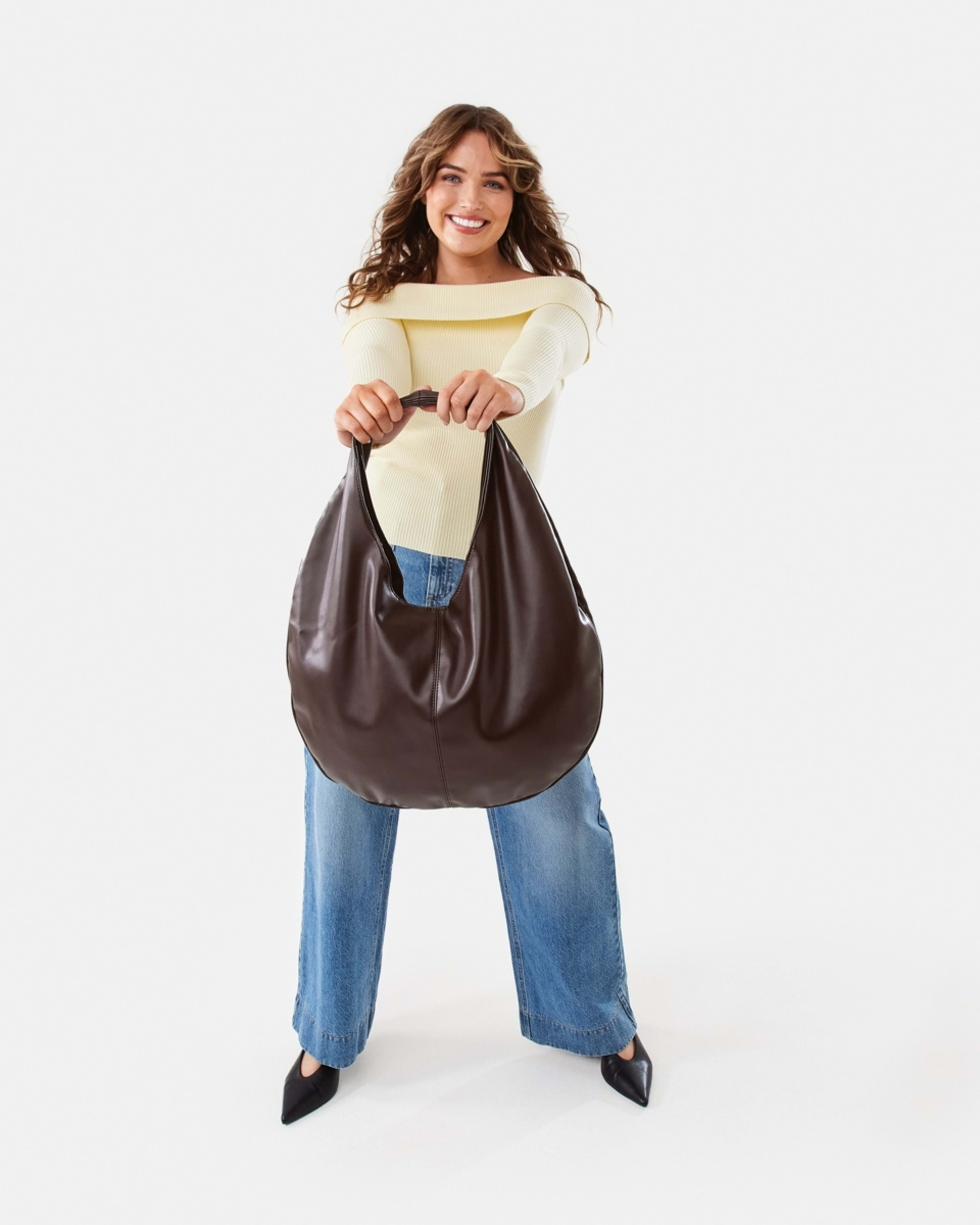 6 Zander Scoop Shoulder Bag CHOCOLATE PLUM, 6 of 9