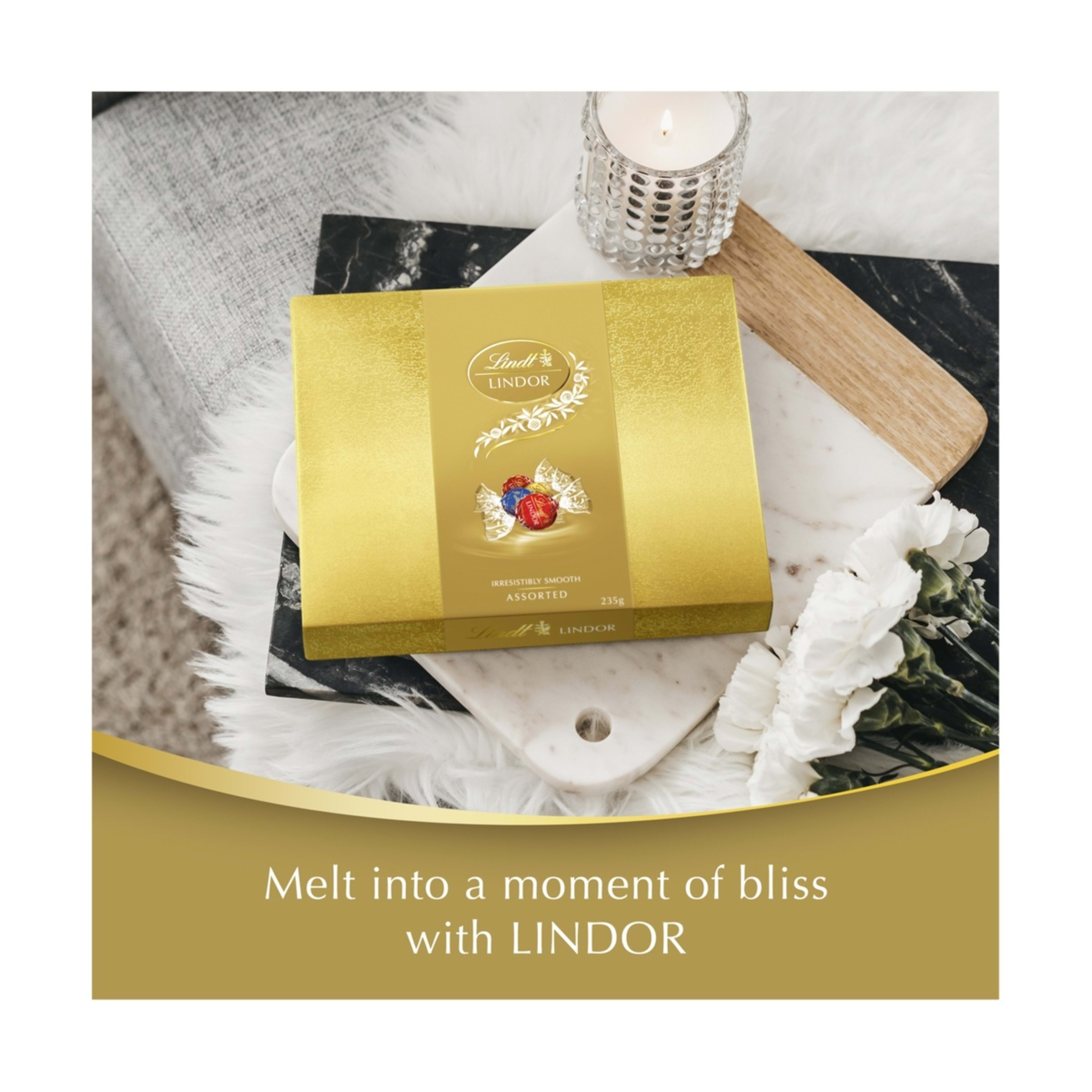 7 Lindt LINDOR Assorted Chocolate Gift Box 235g, 7 of 7