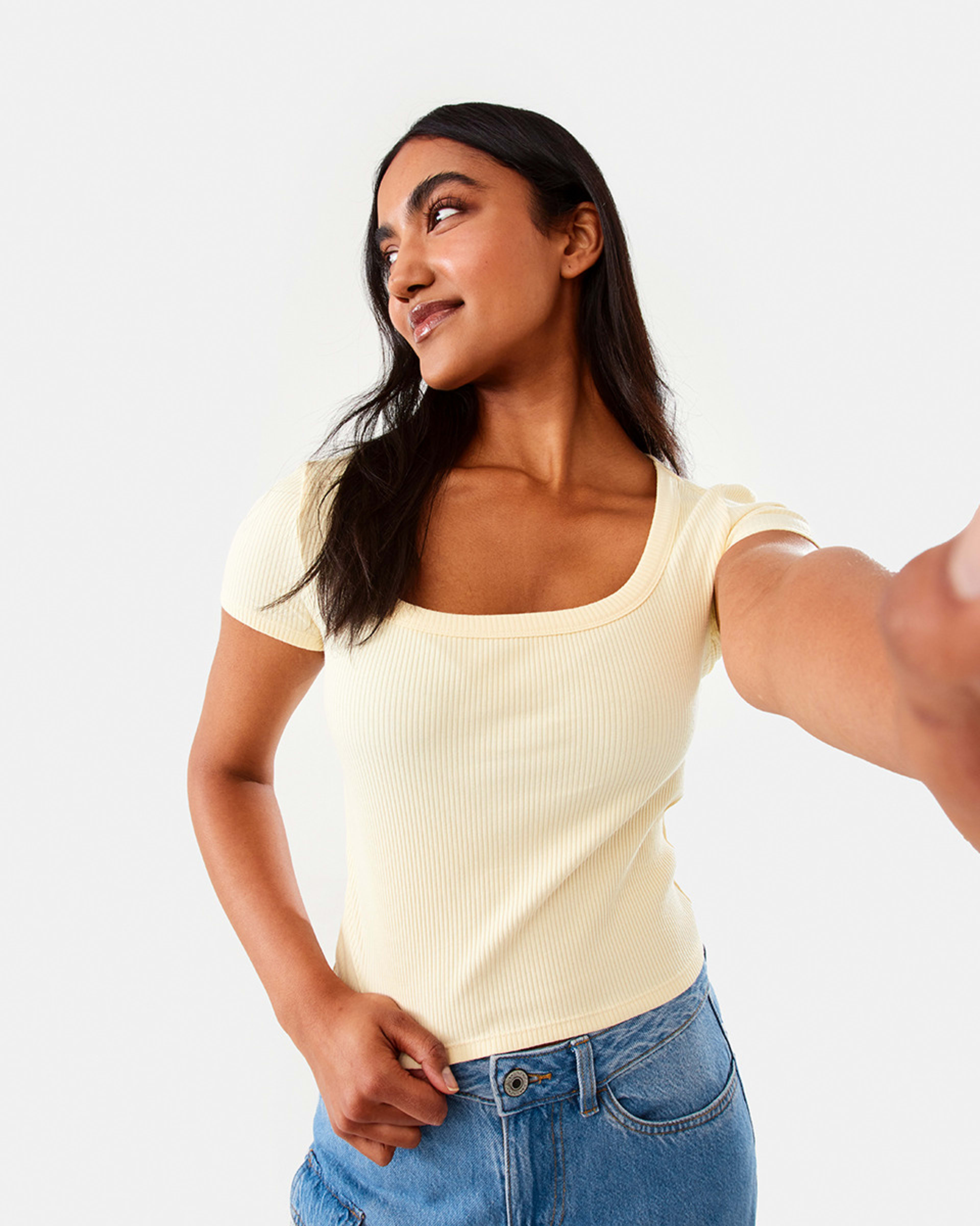 1 Short Sleeve Ribbed Square Neck T-shirt Pnacota
