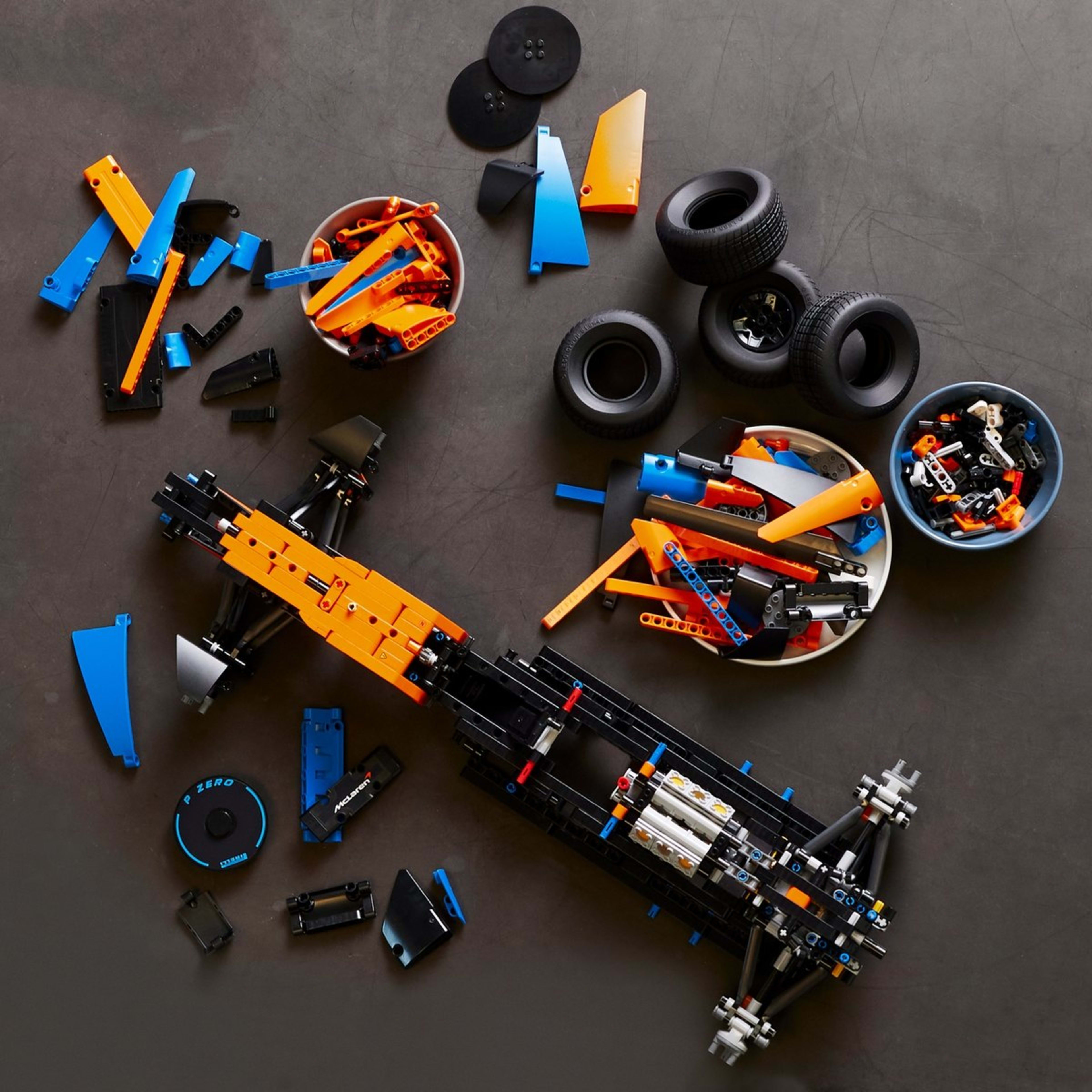 8 LEGO Technic McLaren Formula 1 Race Car 42141, 8 of 11