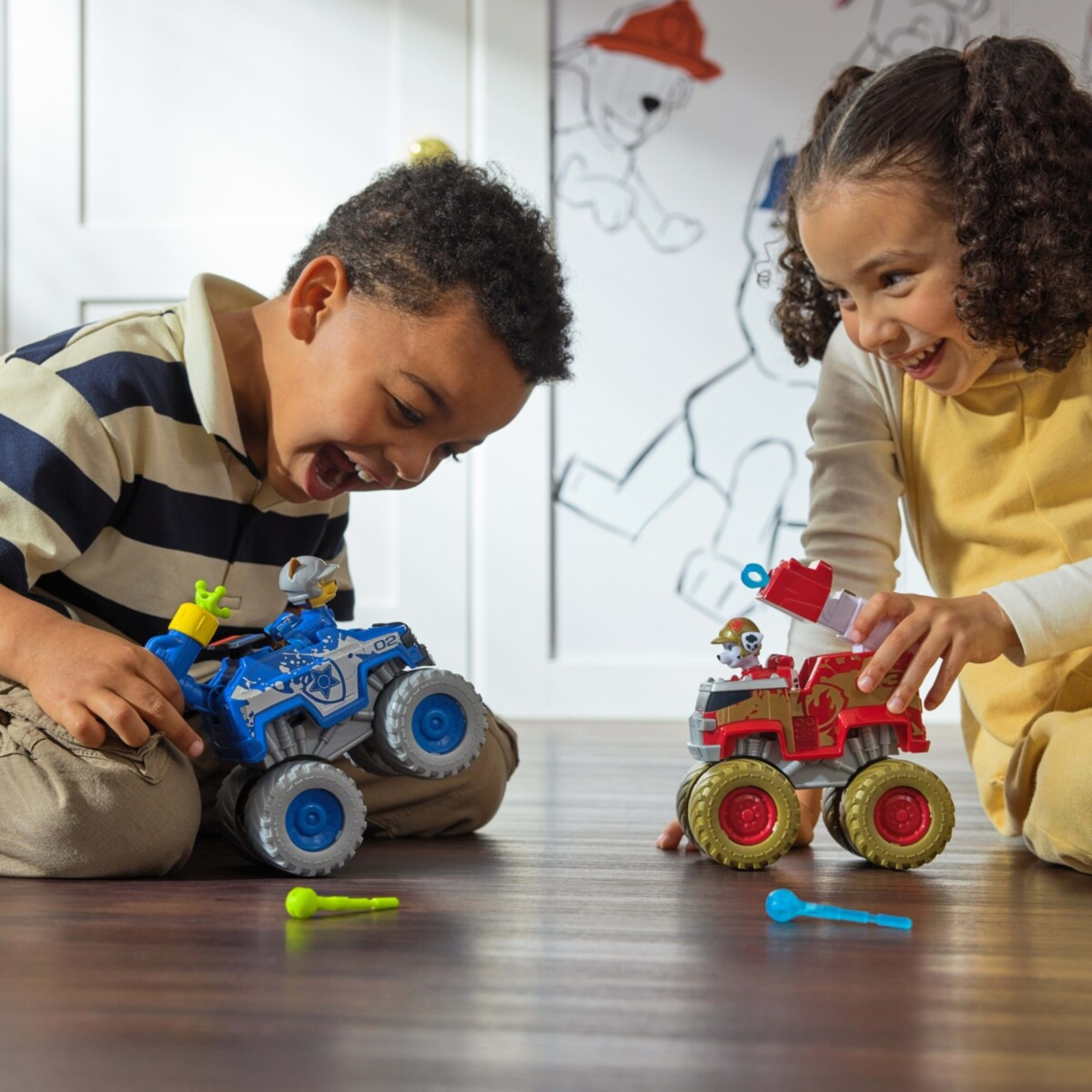 9 2 Pack PAW Patrol: The Mighty Movie Vehicle Set, 9 of 10