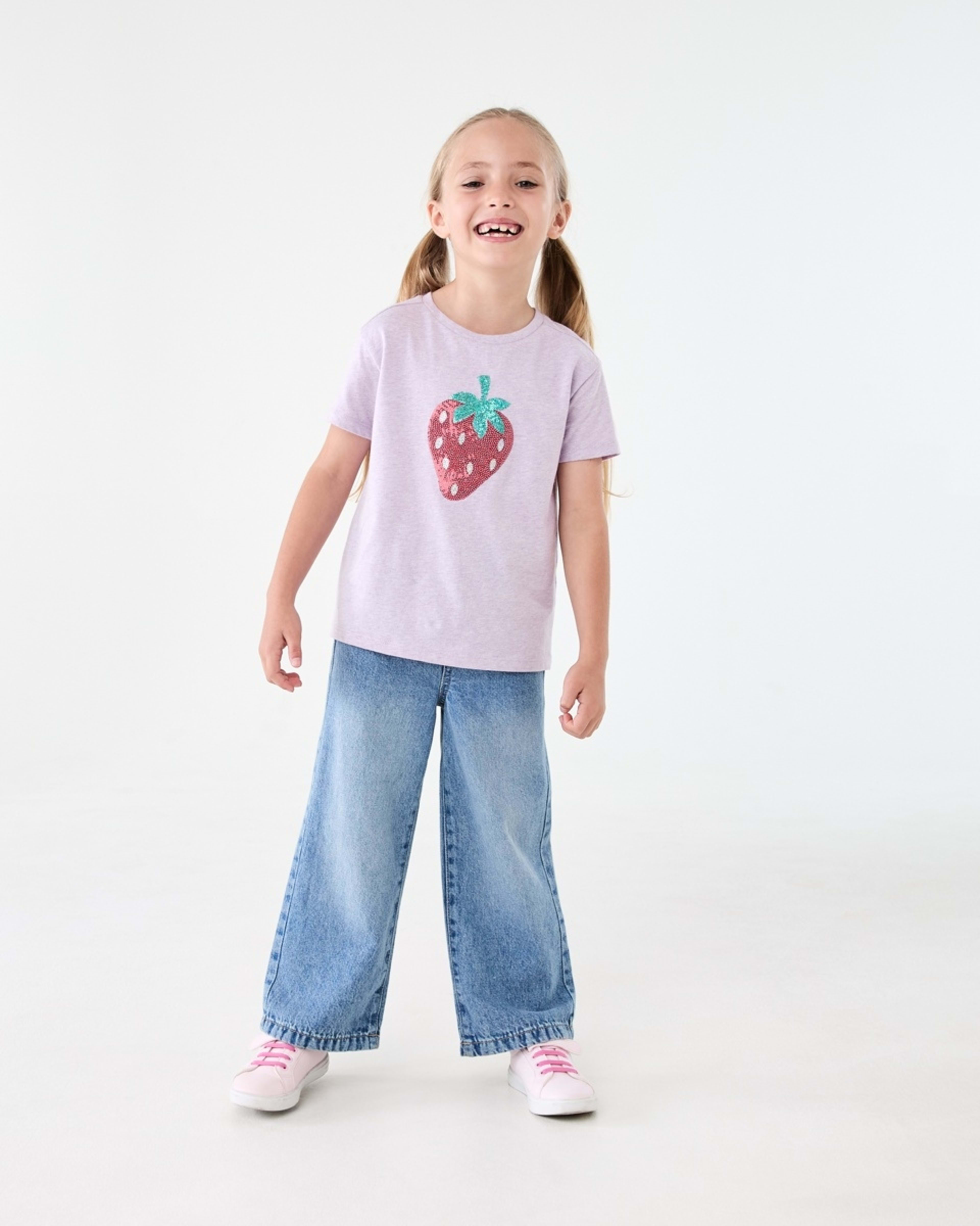 5 Short Sleeve Sequin T-shirt Strawberry, 5 of 8