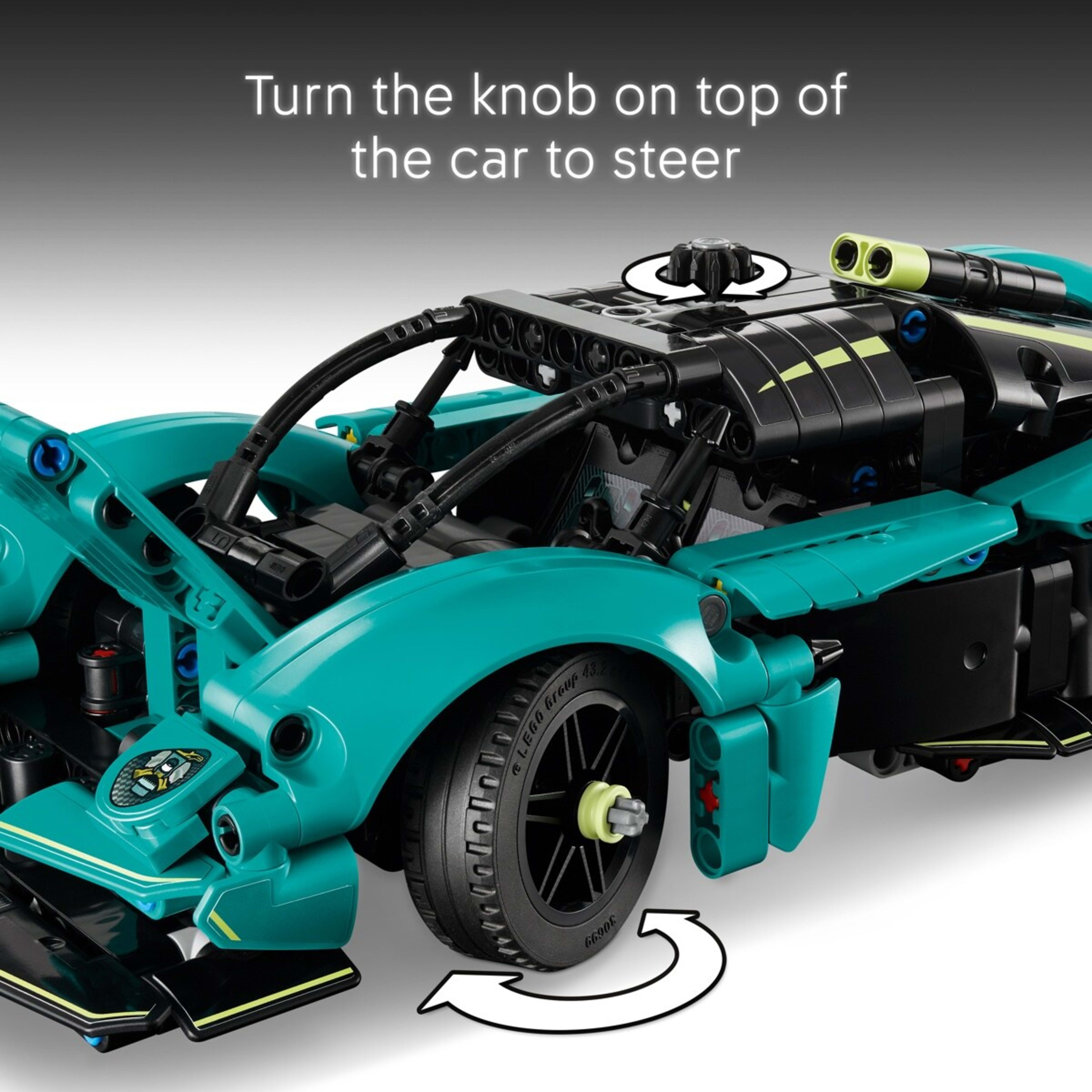 6 LEGO Technic Aston Martin Valkyrie 42208, 6 of 9