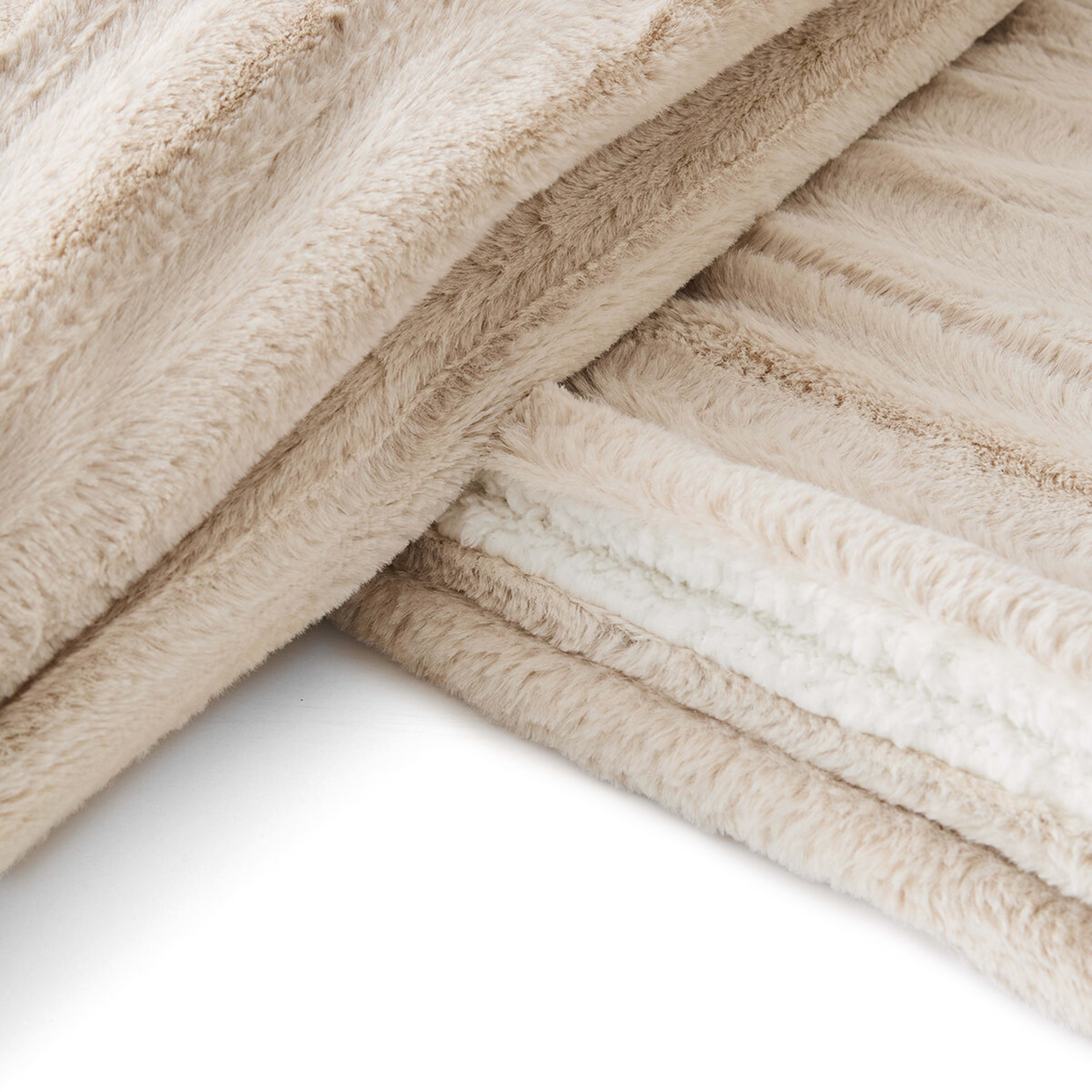 5 Faux Fur Blanket - Double/Queen Bed, Beige, 5 of 6