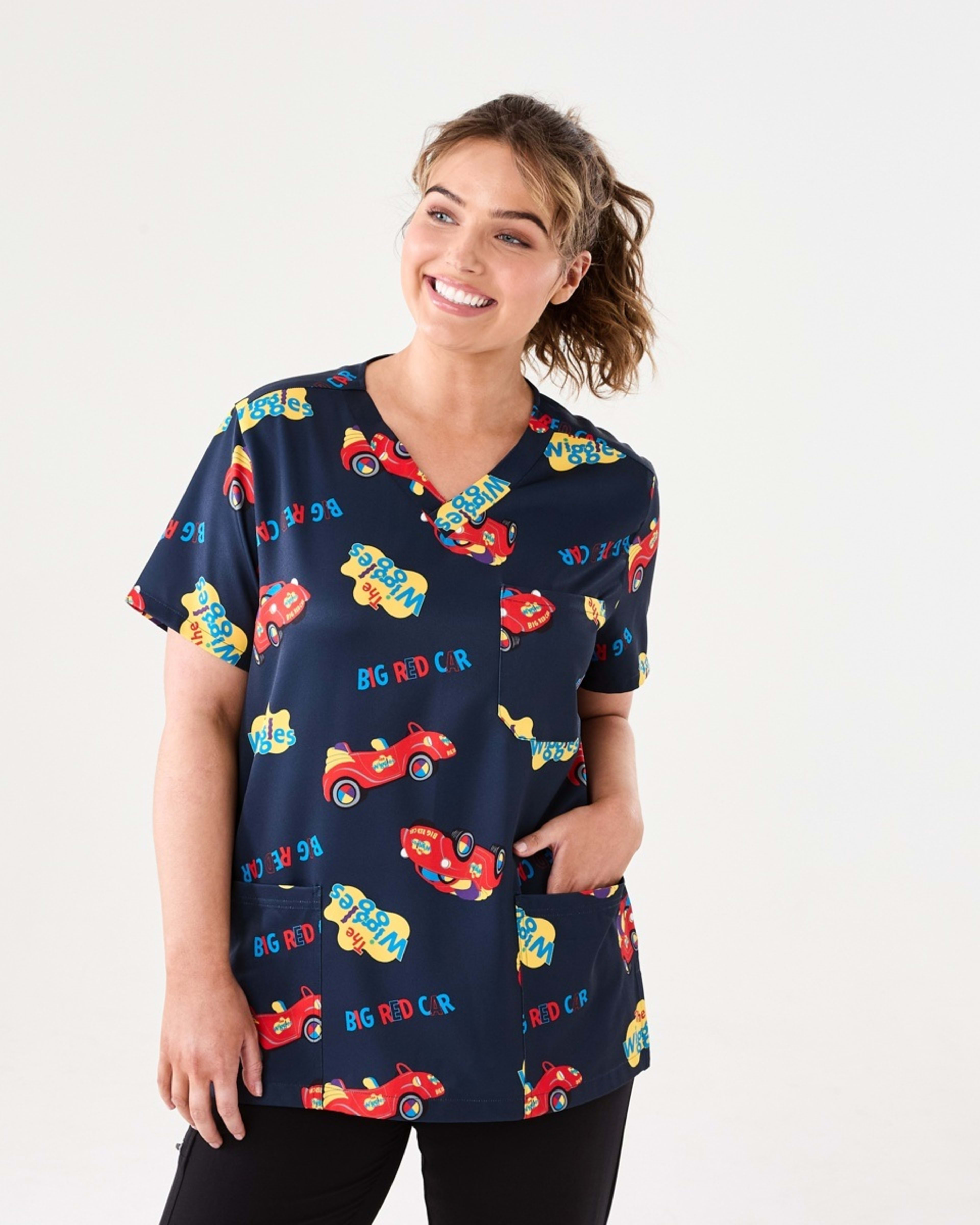 1 Work Short Sleeve Wiggles License Scrub Top Wiggles