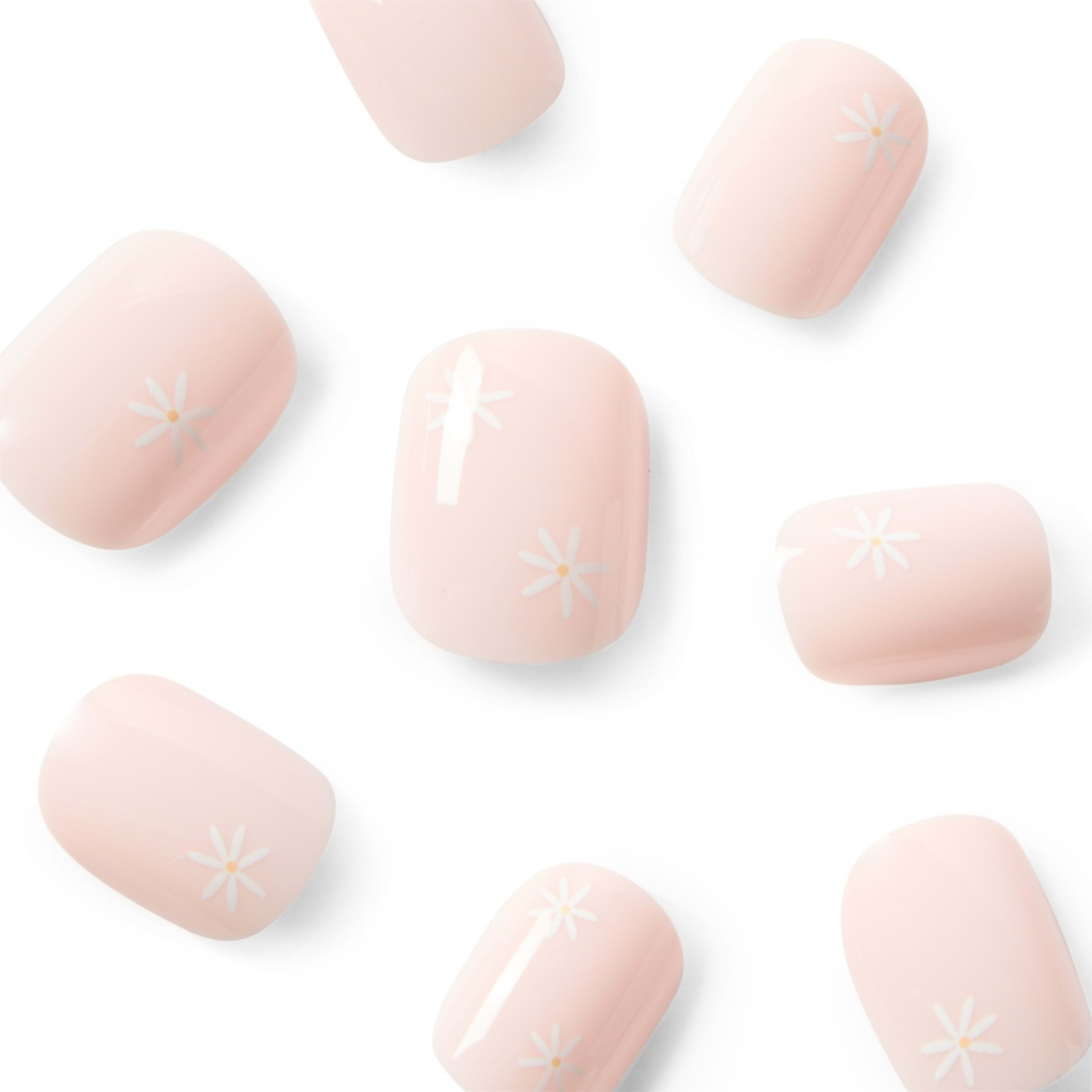 3 OXX Cosmetics 24 Pack Artificial Nails with Adhesive - Short Square Shape, Daisies, 3 of 5