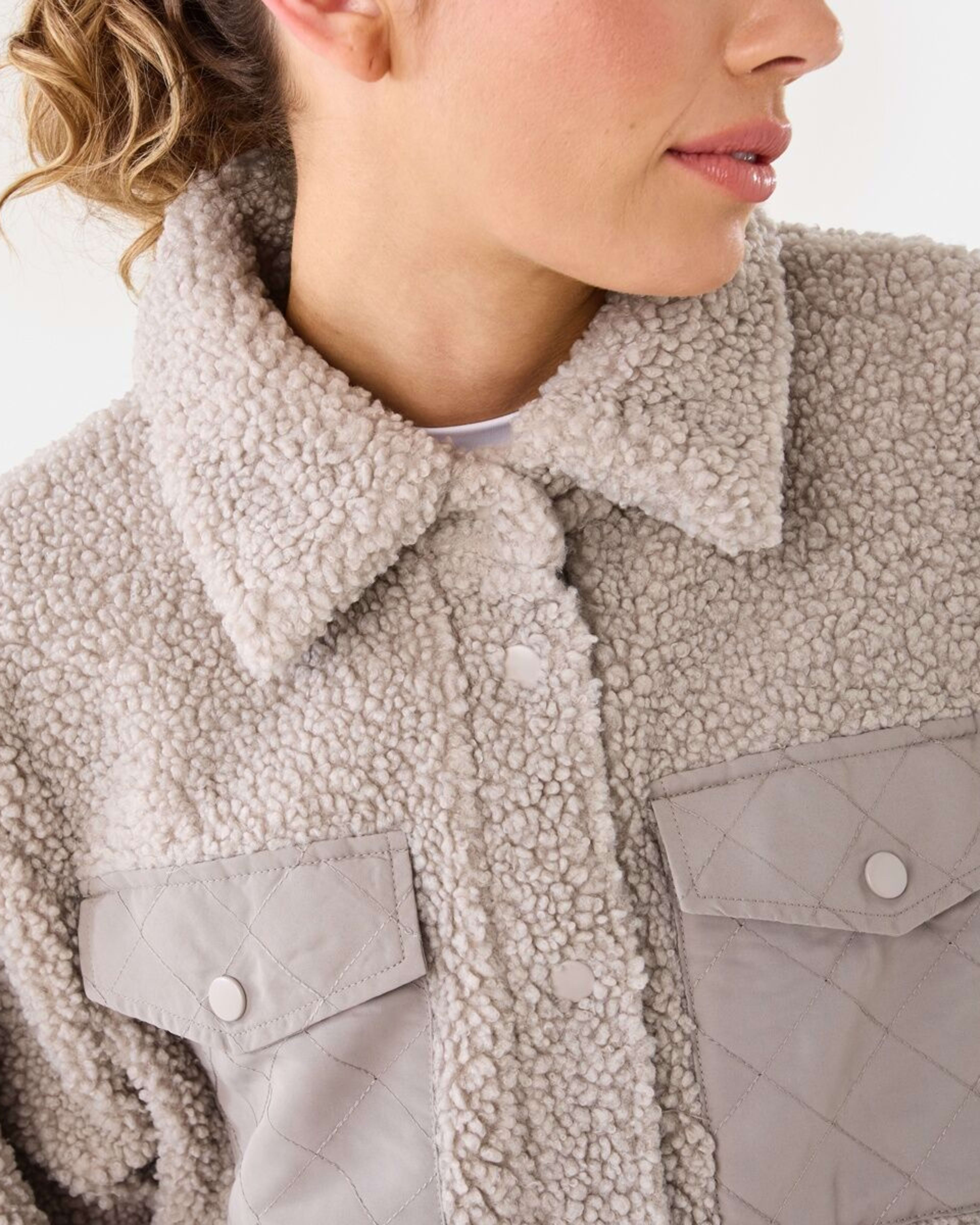 8 Active Womens Sherpa Jacket Porp Gry, 8 of 10