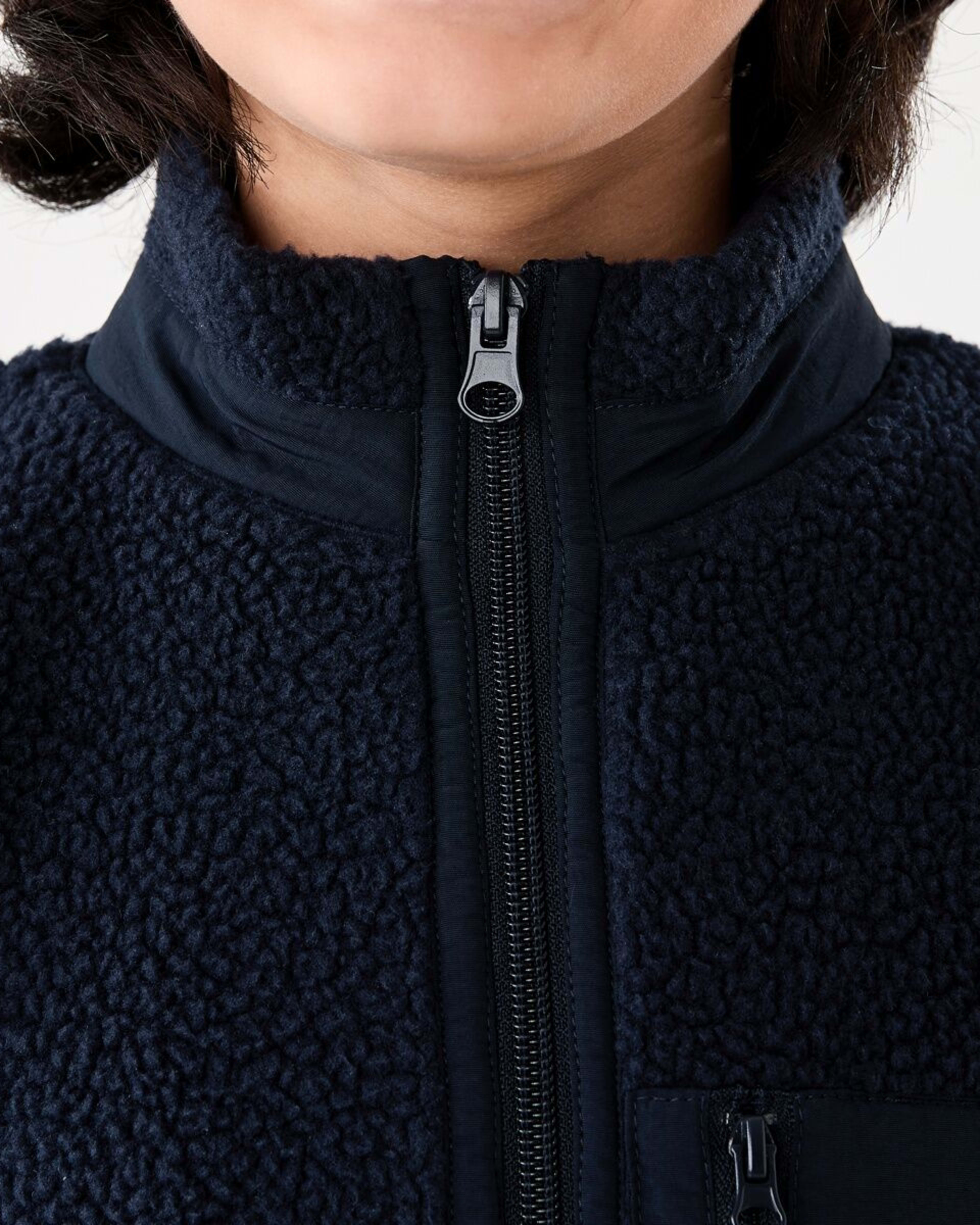 5 Teddy Jacket Sky Cptn, 5 of 10