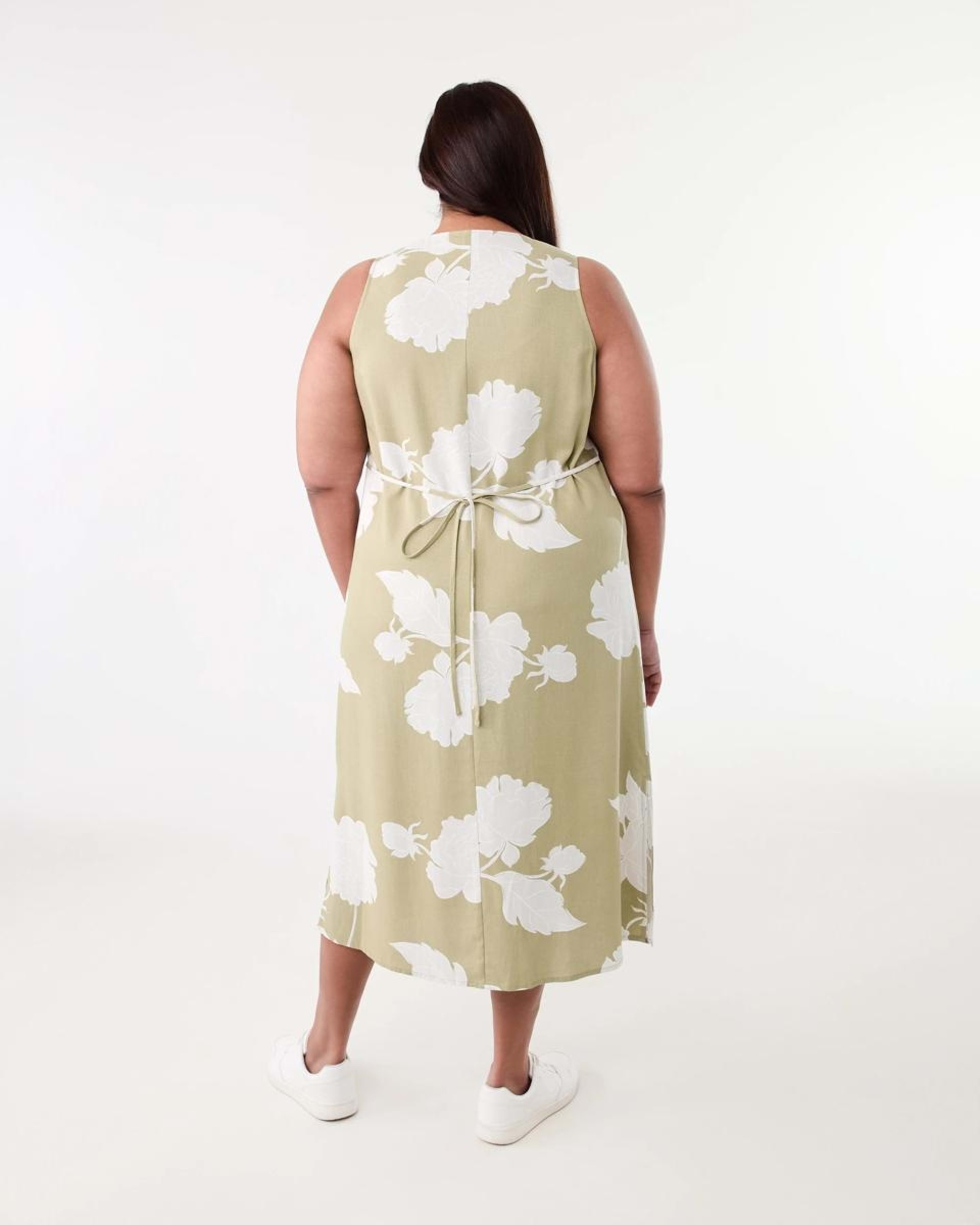 3 Curve Sleeveless Button Through Midi Dress Green Flrl, 3 of 6