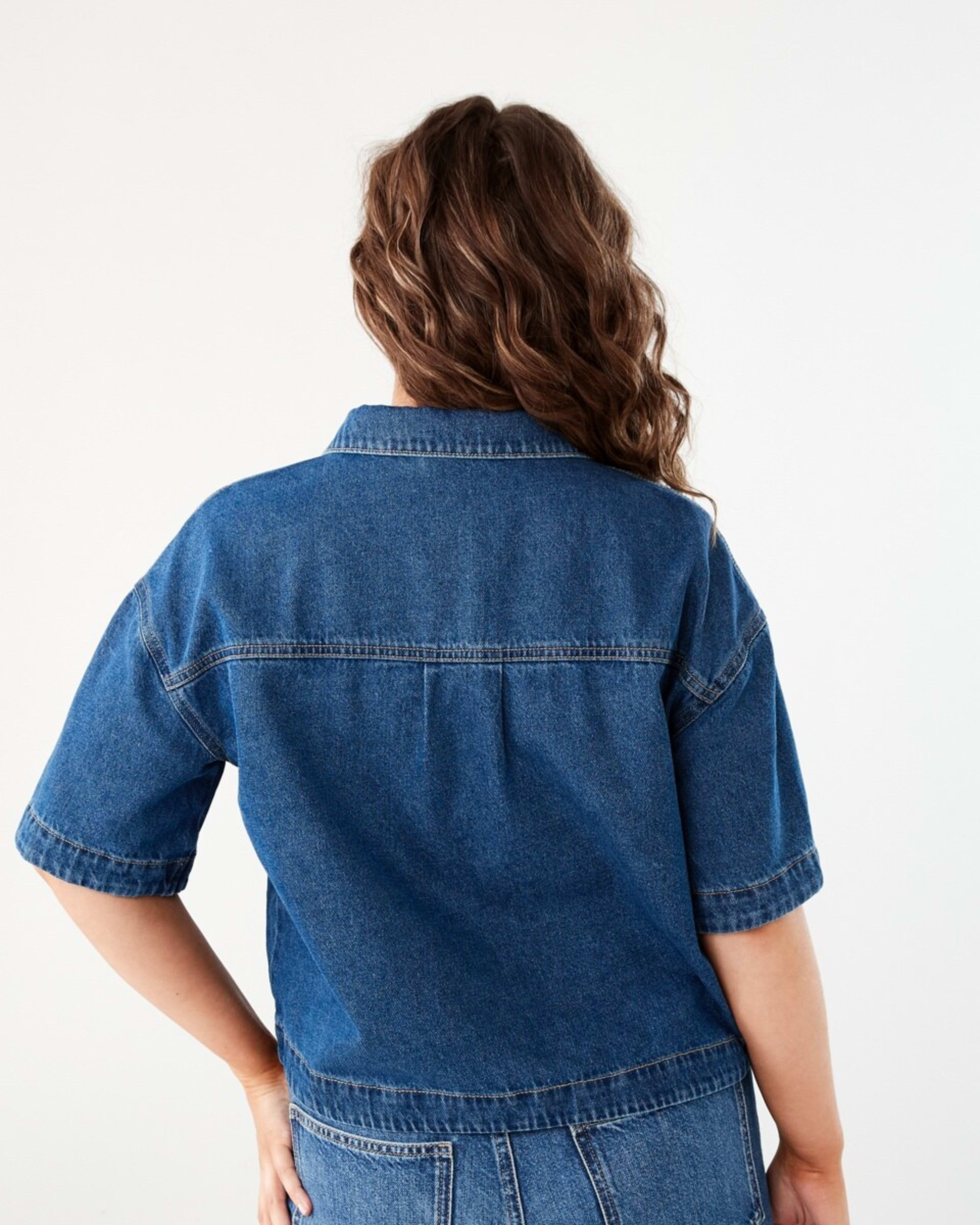 4 Short Sleeve Denim Cropped Shirt MID BLUE DENIM WASH, 4 of 7