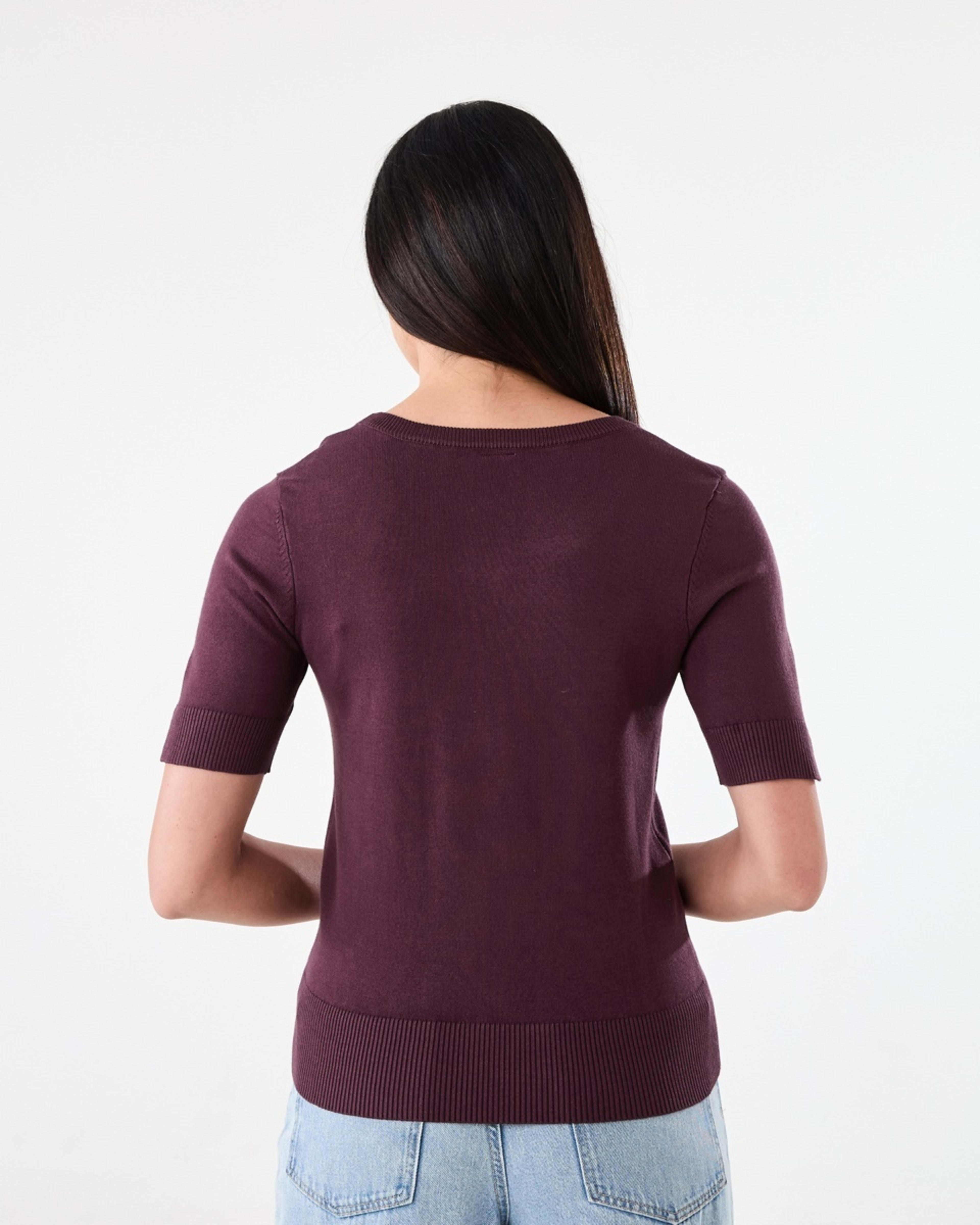 3 Short Elbow Sleeve Scoop Neck Top Mulberry, 3 of 6
