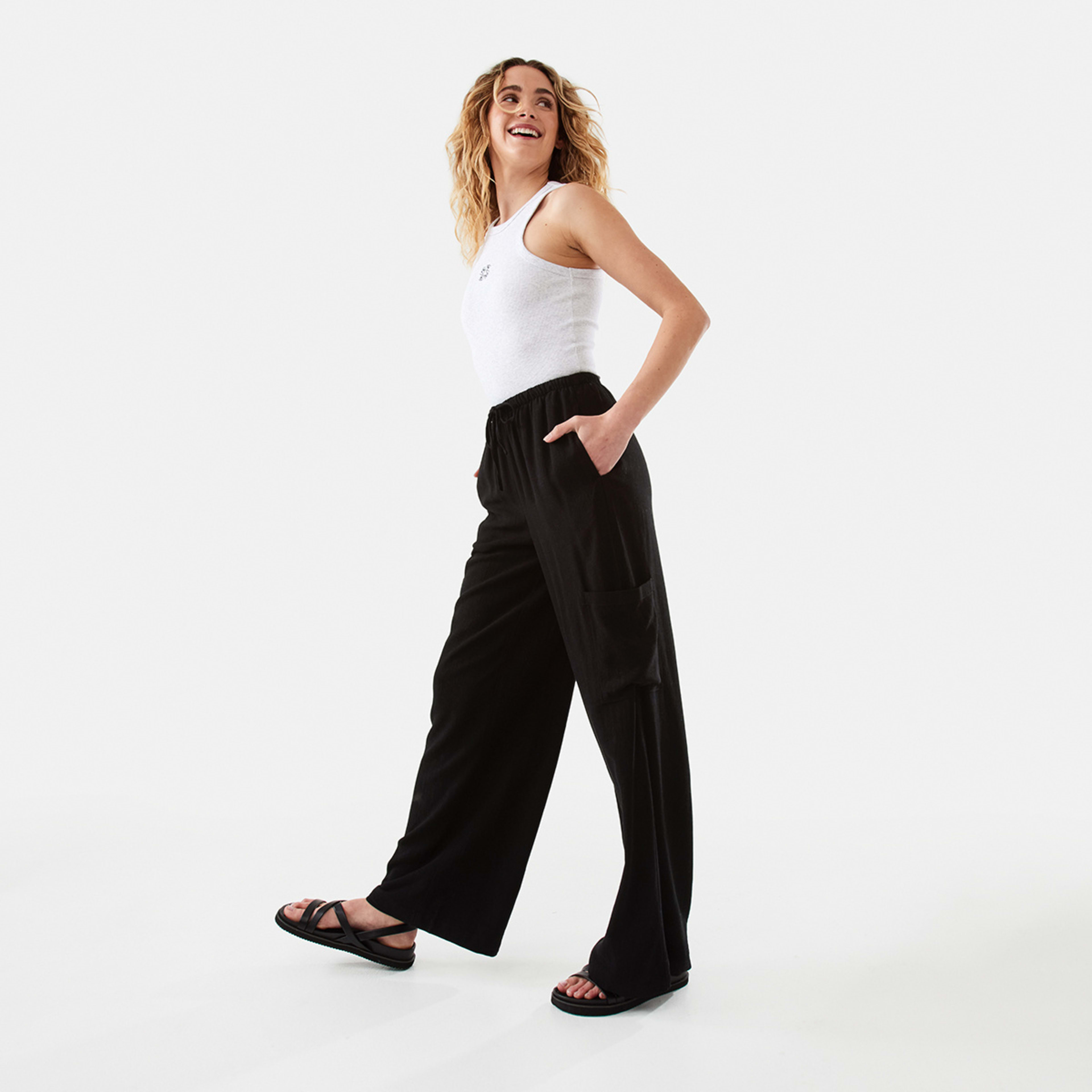 5 Textured Cargo Pants Black, 5 of 9