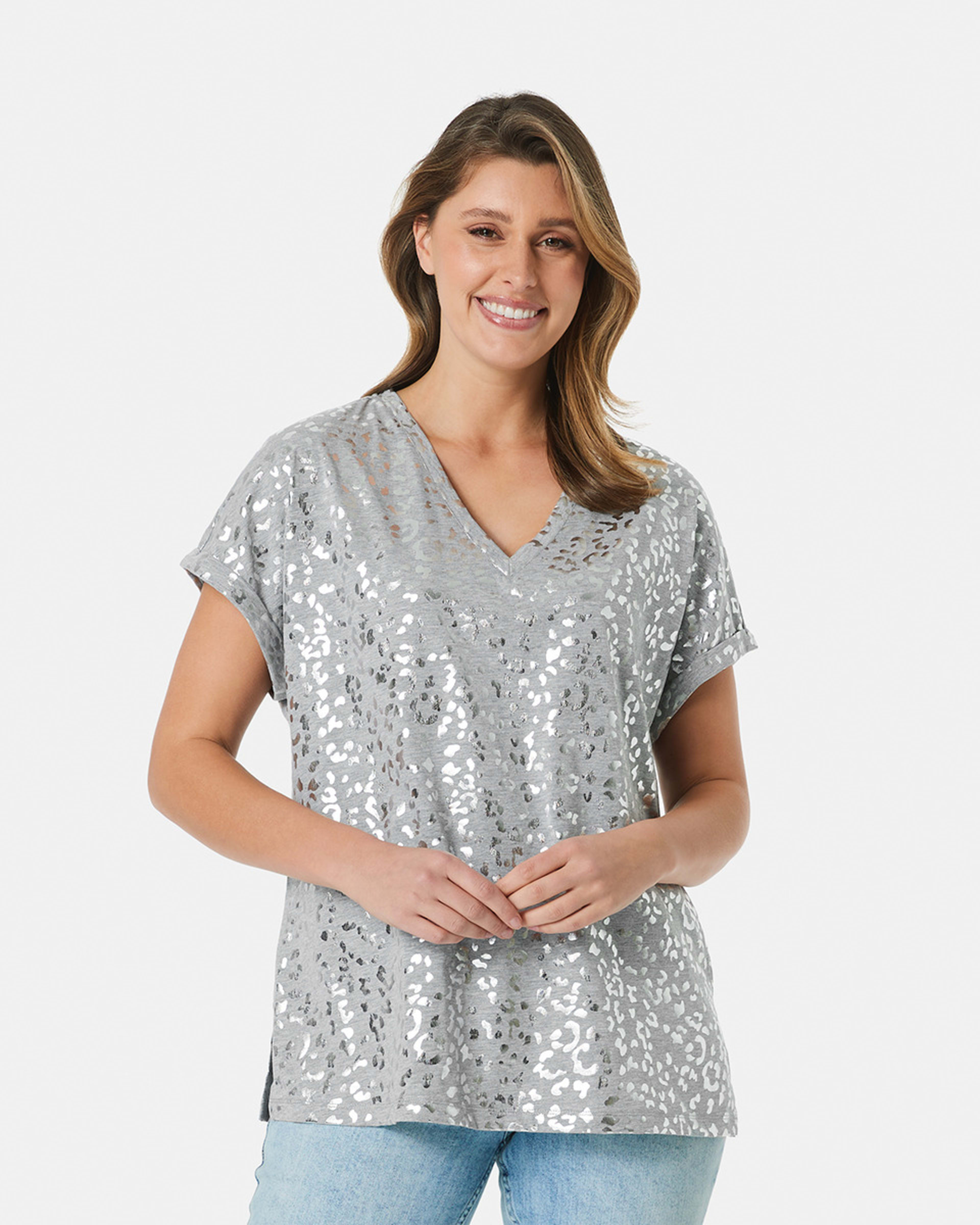 1 Short Sleeve V-Neck Print T-shirt Foil Ani