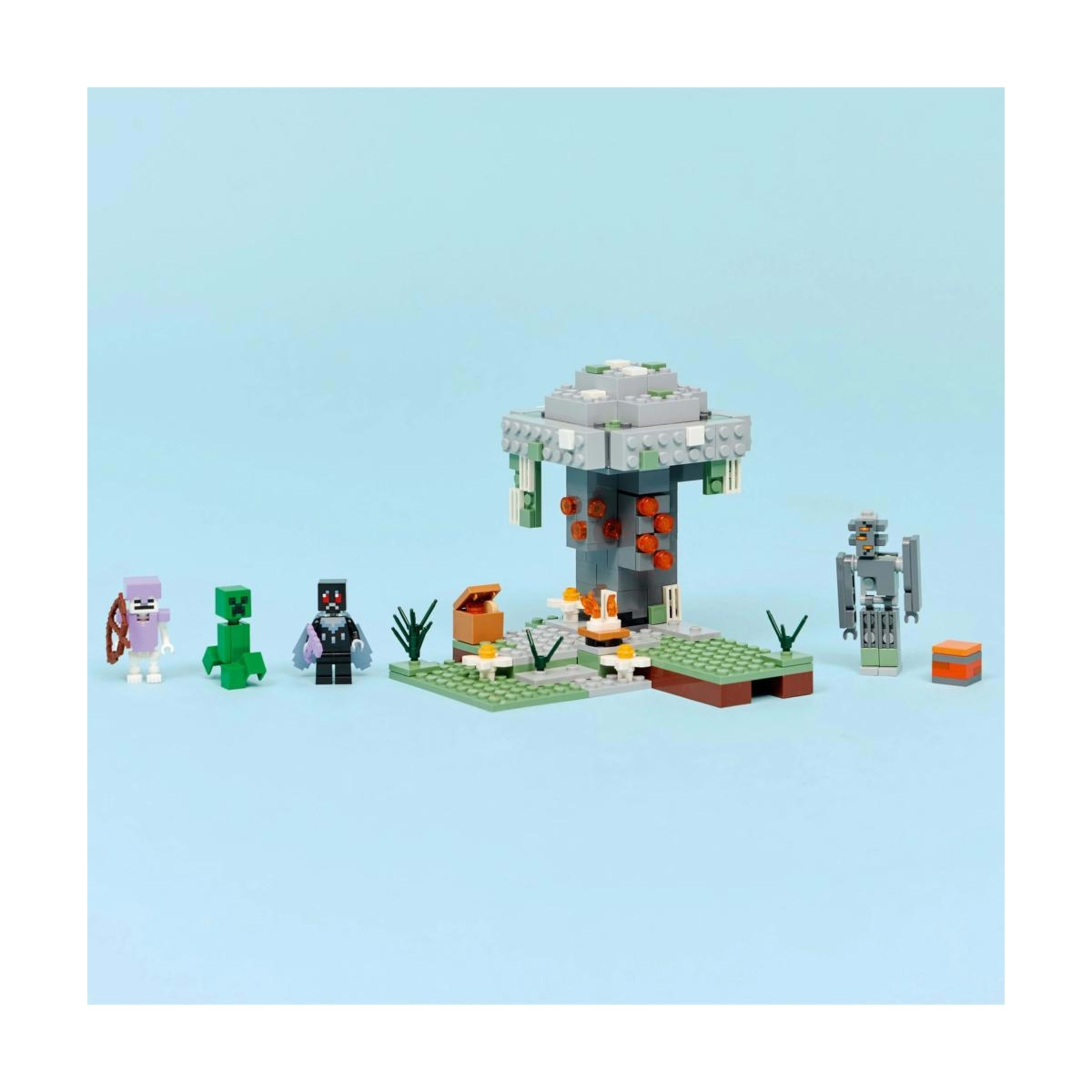 9 LEGO Minecraft The Pale Garden 21586, 9 of 10
