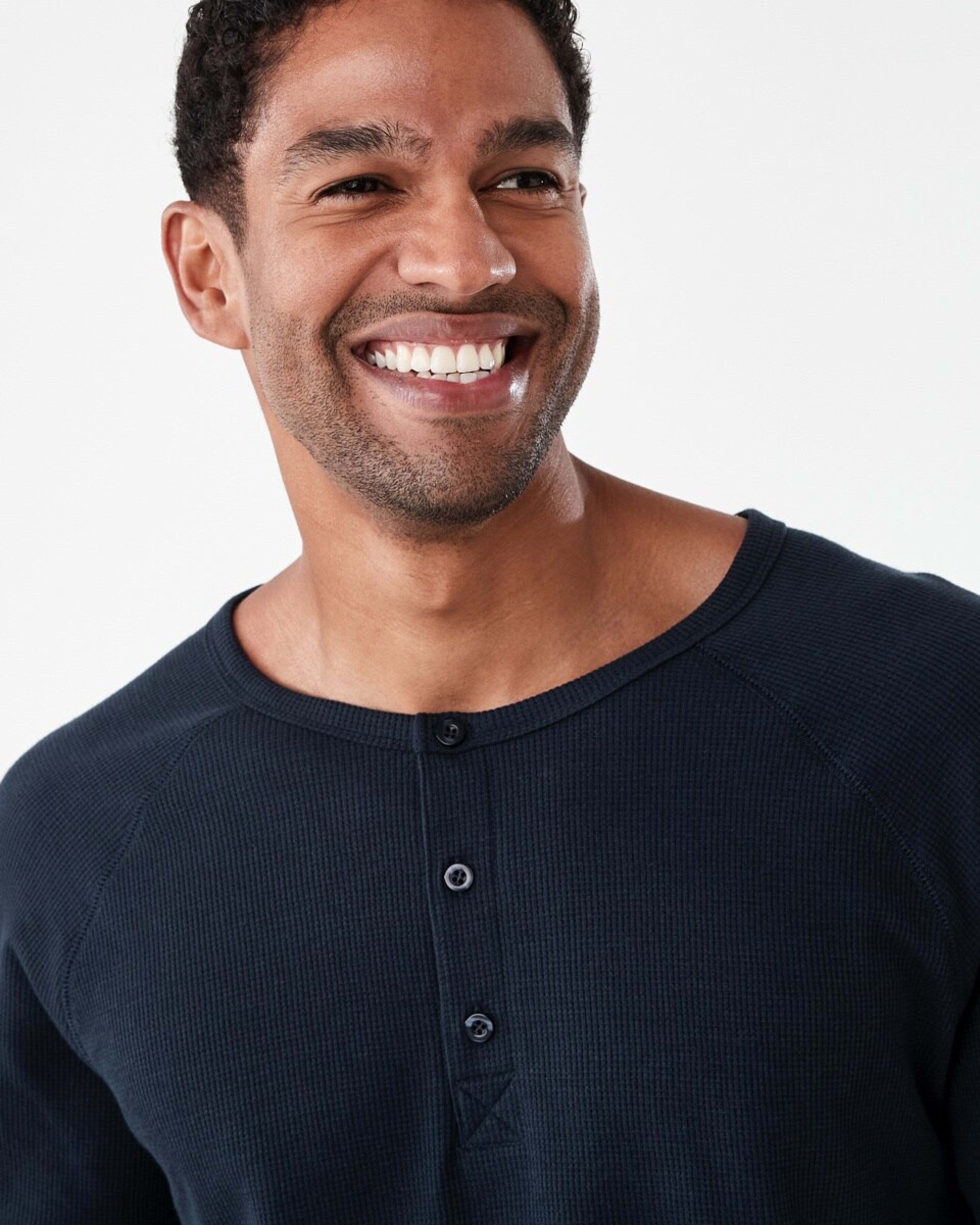 4 Waffle Henley Top Sky Cptn, 4 of 6