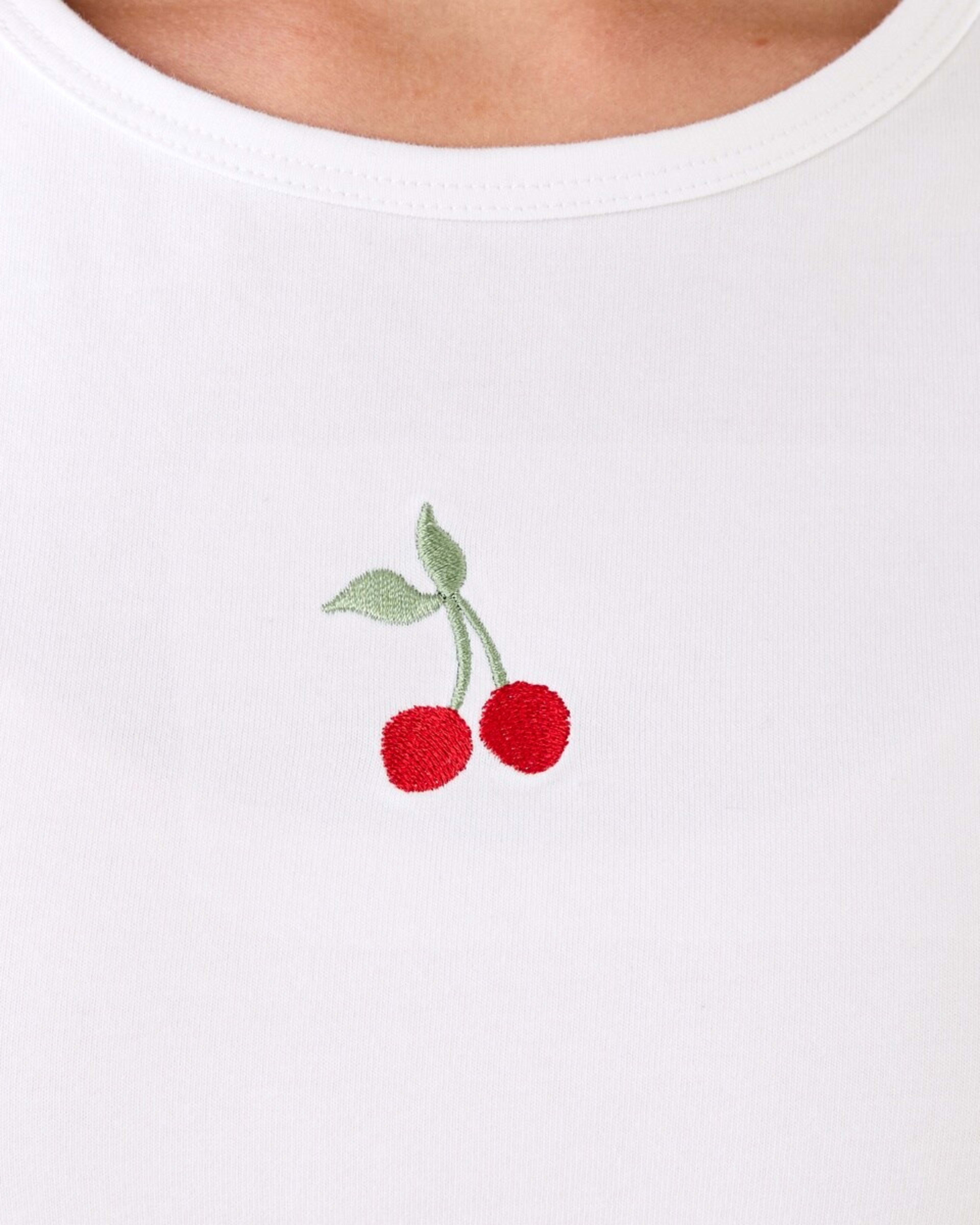 4 T-shirt and Long Pants Pyjama Set Wht Cherry, 4 of 9