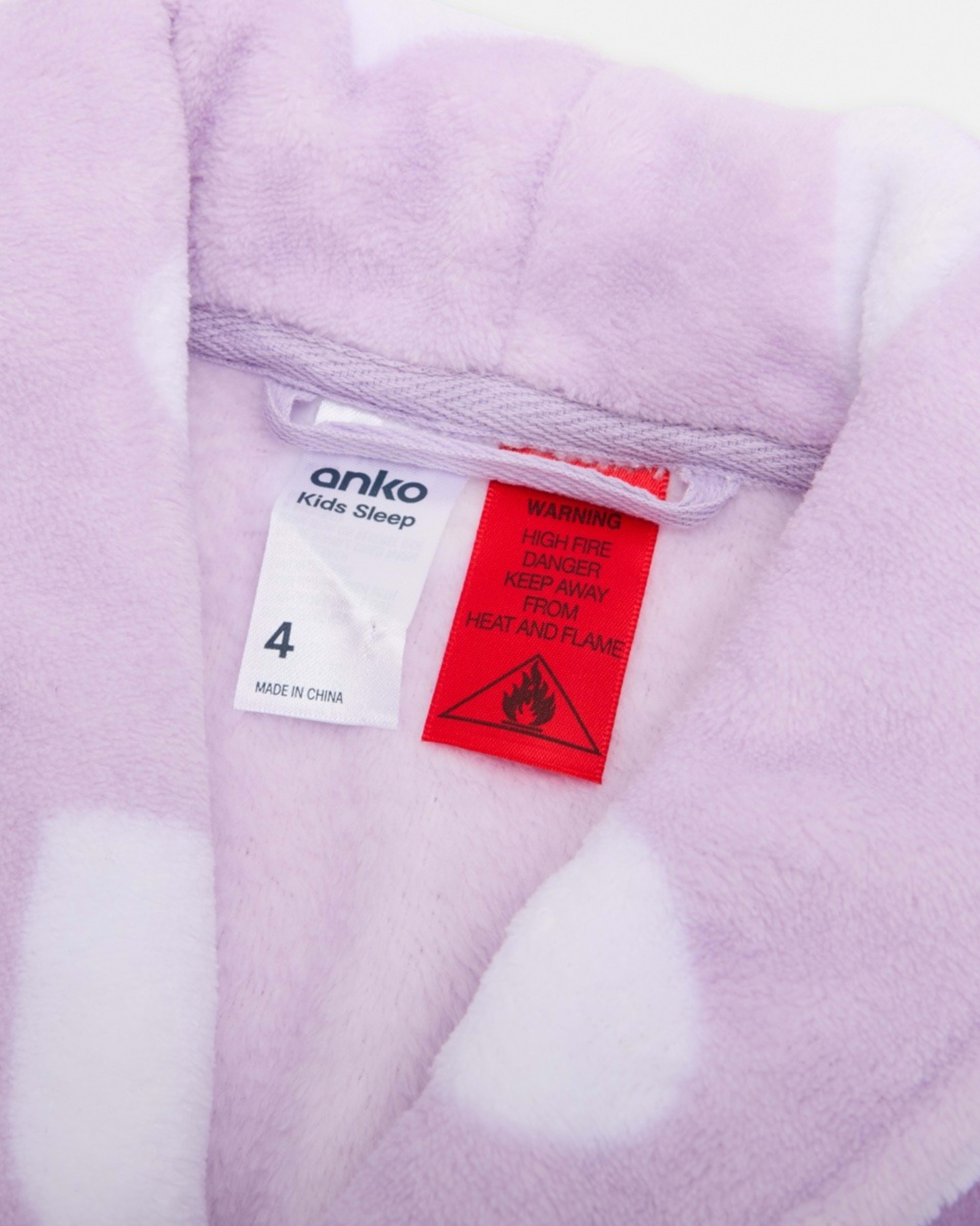 9 Gown Hearts Pastel Lilac, 9 of 10