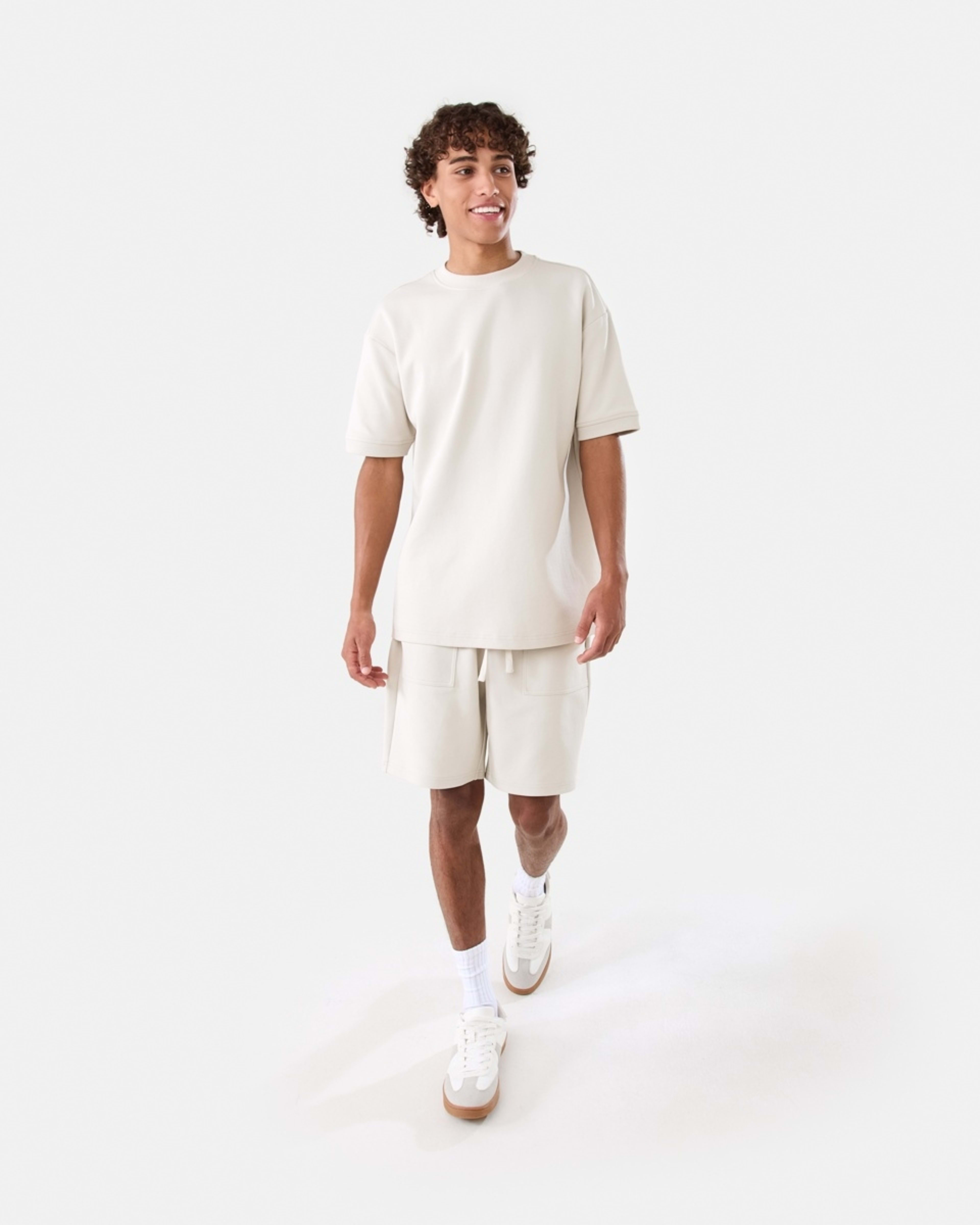 2 Oversized Interlock T-shirt DUNE, 2 of 7