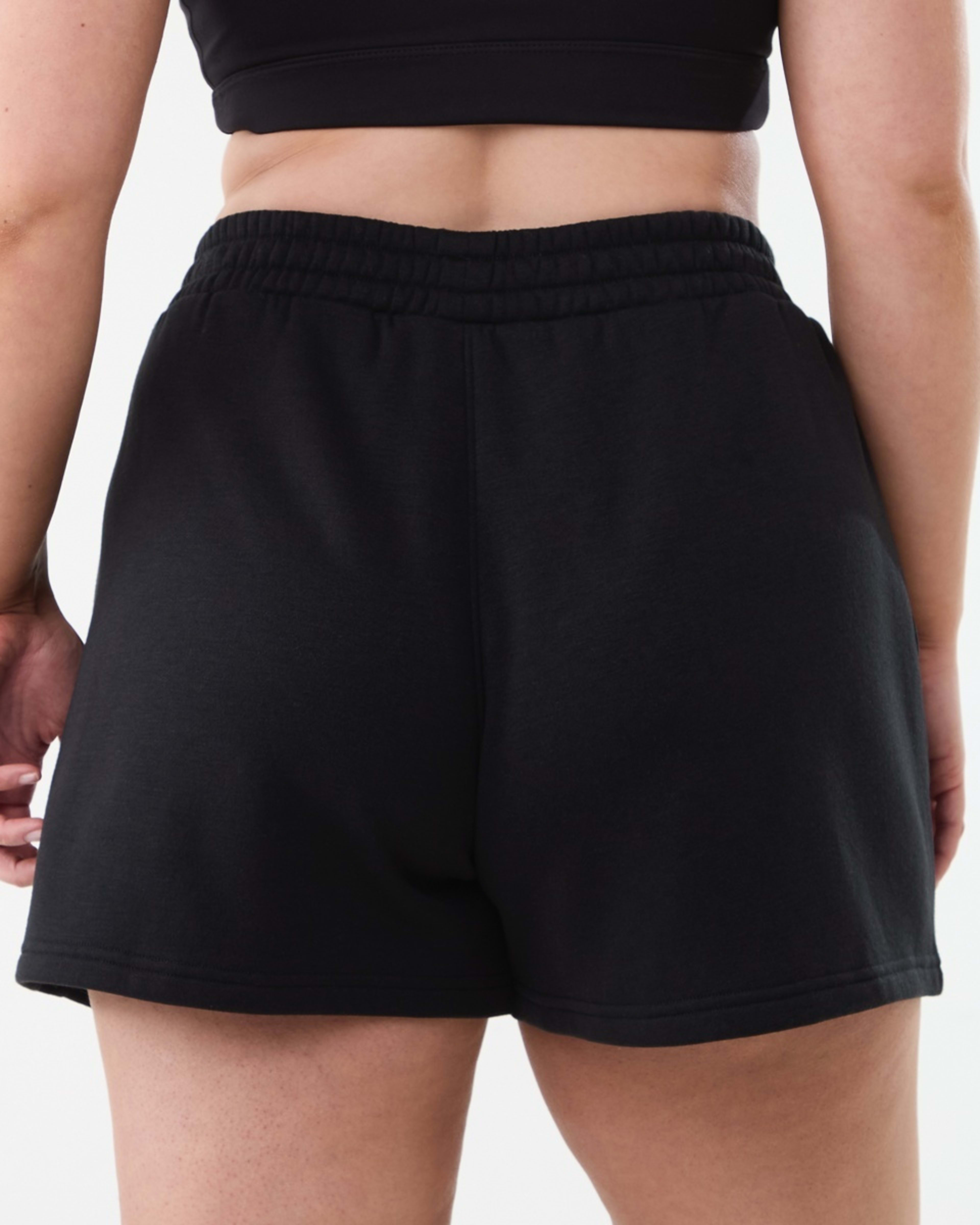 3 Active Womens Front Seam Fleece Shorts BLACK, 3 of 5