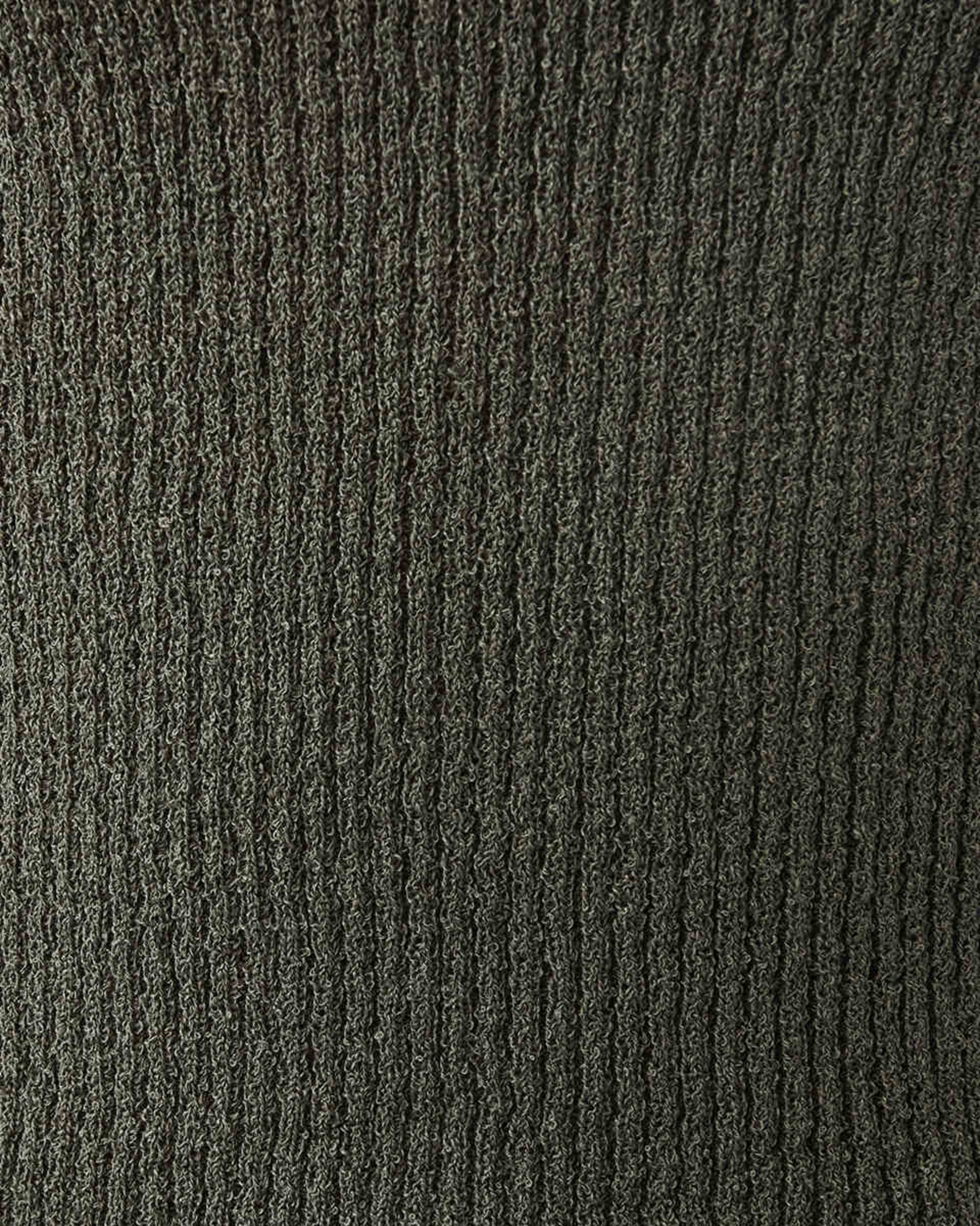 7 Sleeveless True Knit Textured V-Neck Top Grn Olive, 7 of 7
