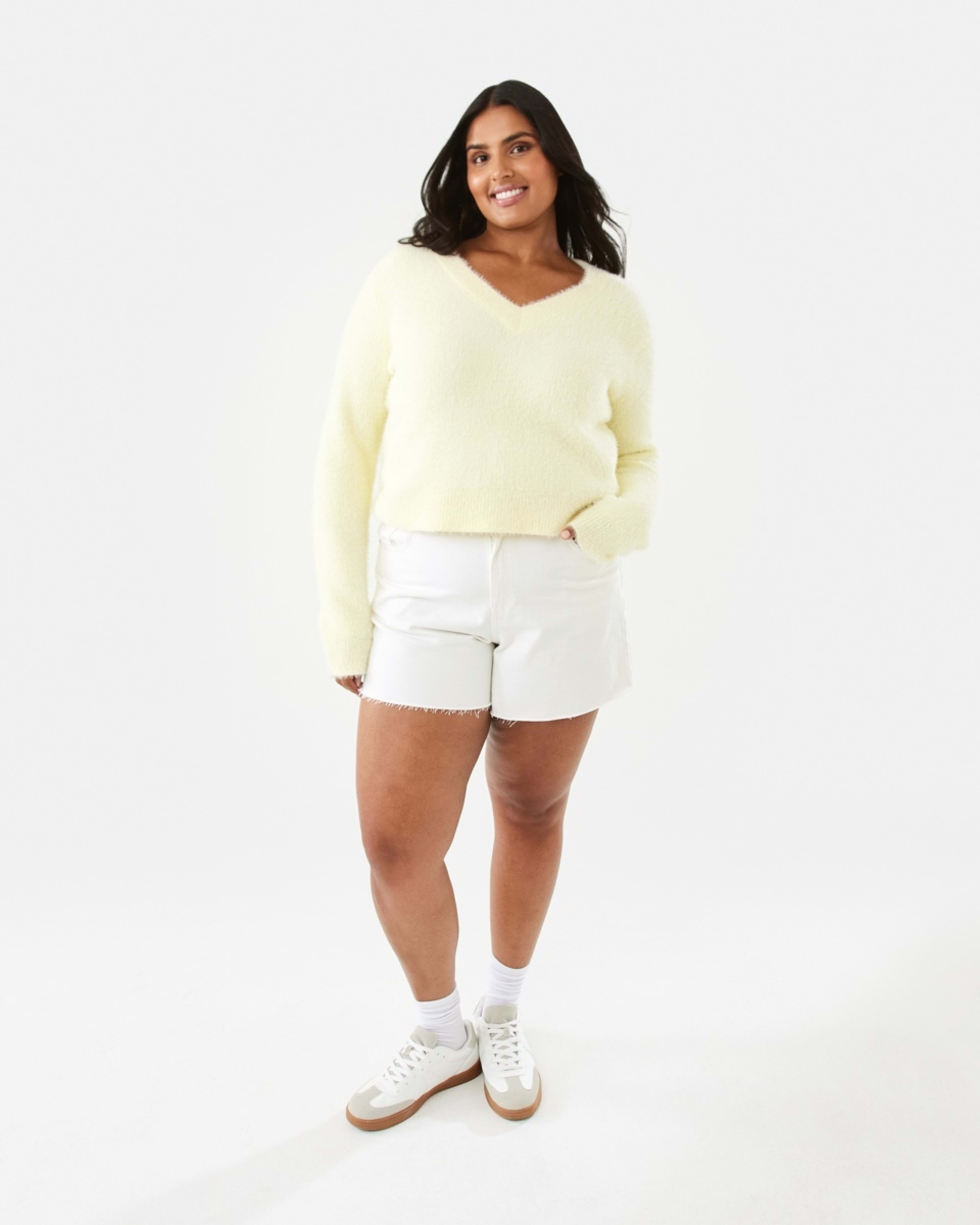 4 Eyelash V-Neck Jumper Glow Yellw, 4 of 10