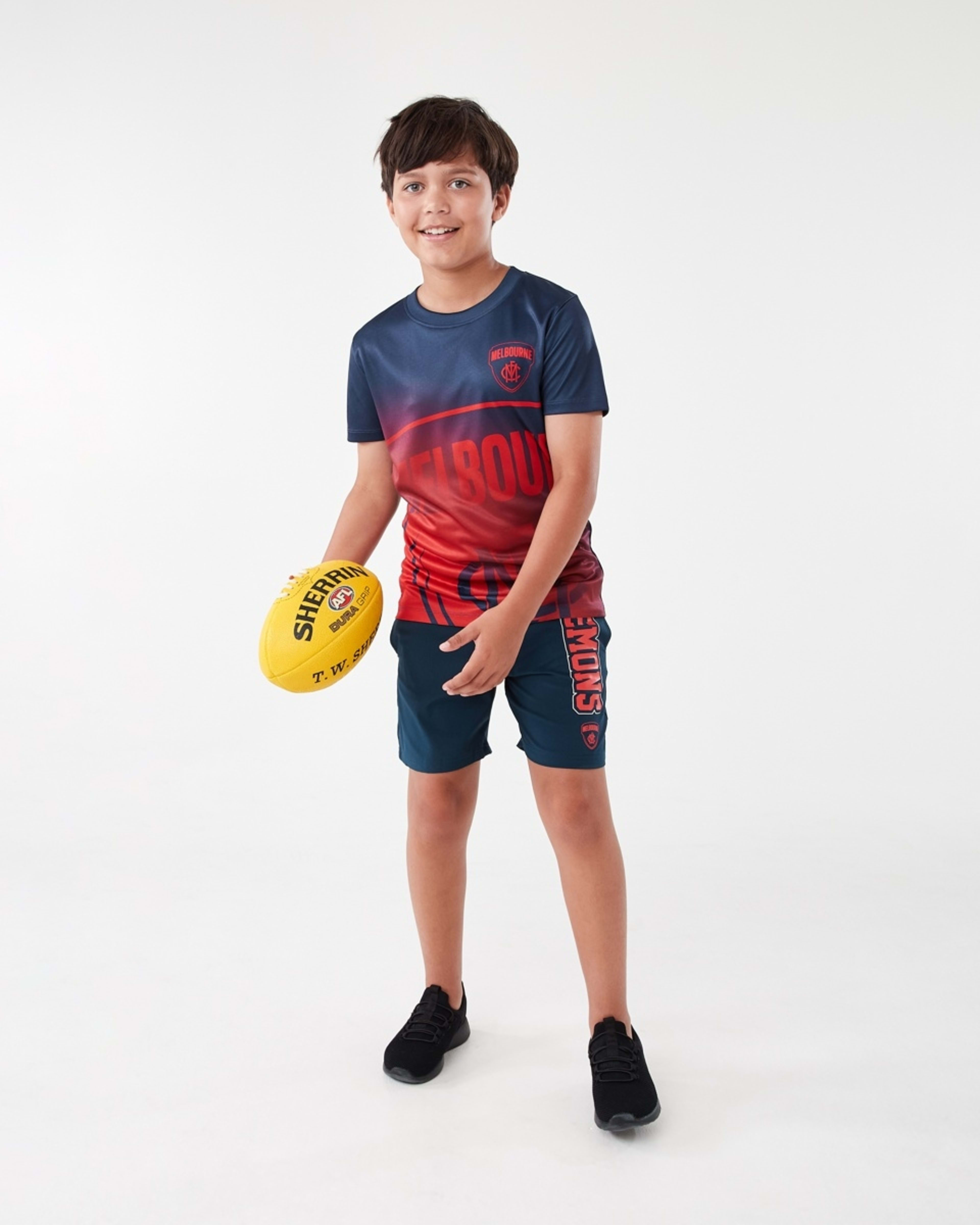 1 Official AFL Kids Training T-shirt Melbourne, 1 of 10