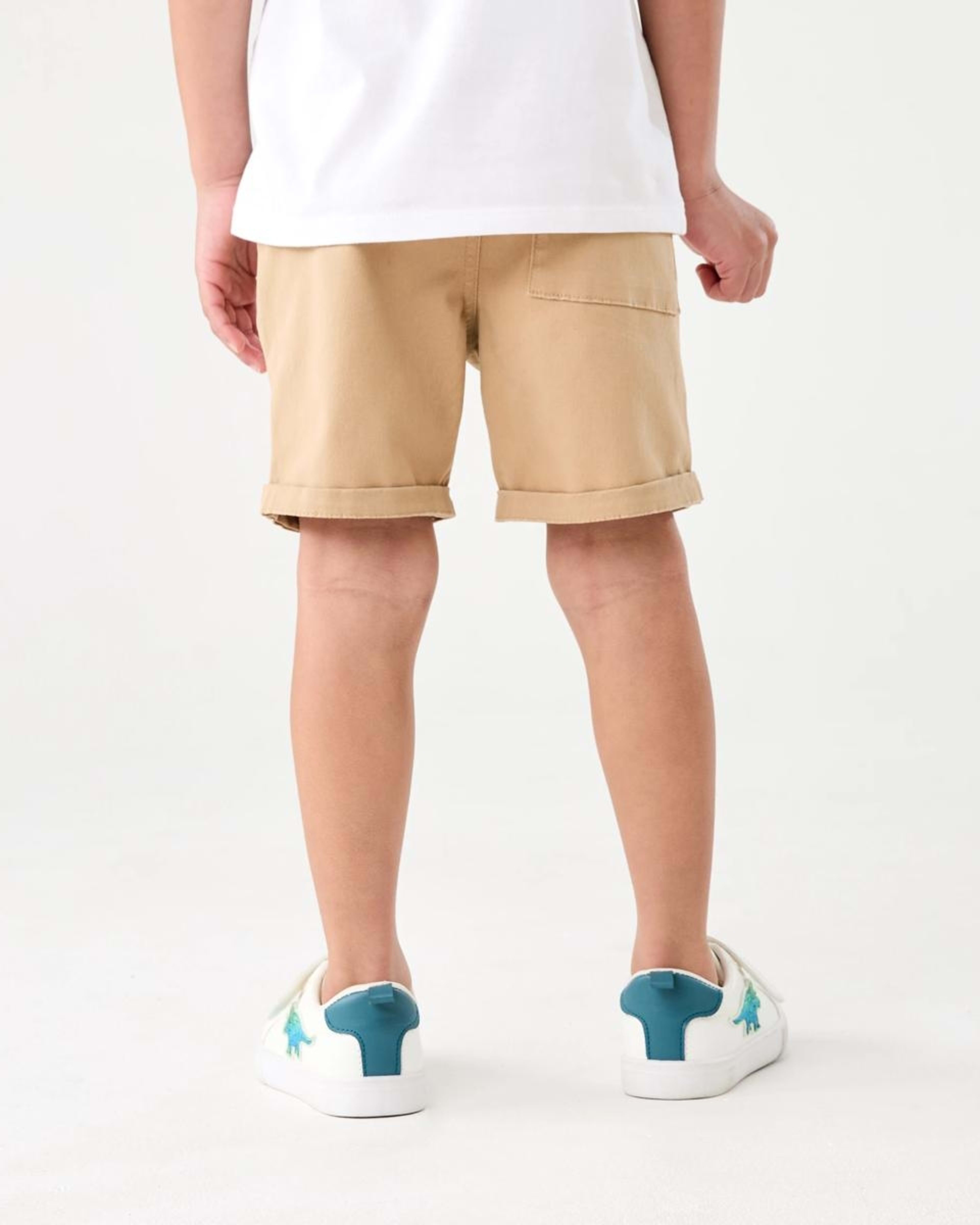 2 Pull On Chino Shorts CORNSTALK, 2 of 7