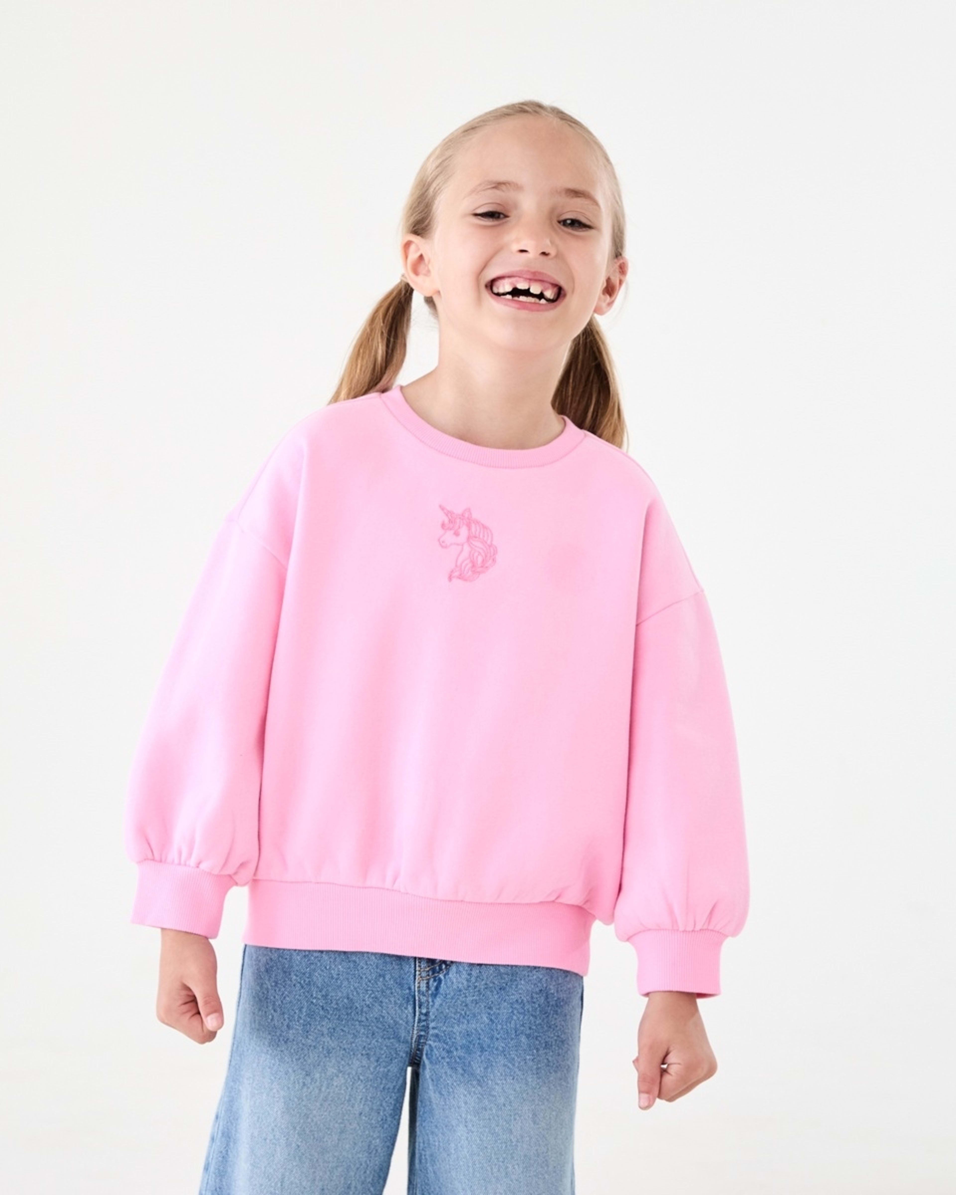 1 Oversized Crew Neck Sweatshirt Unicorn, 1 of 8