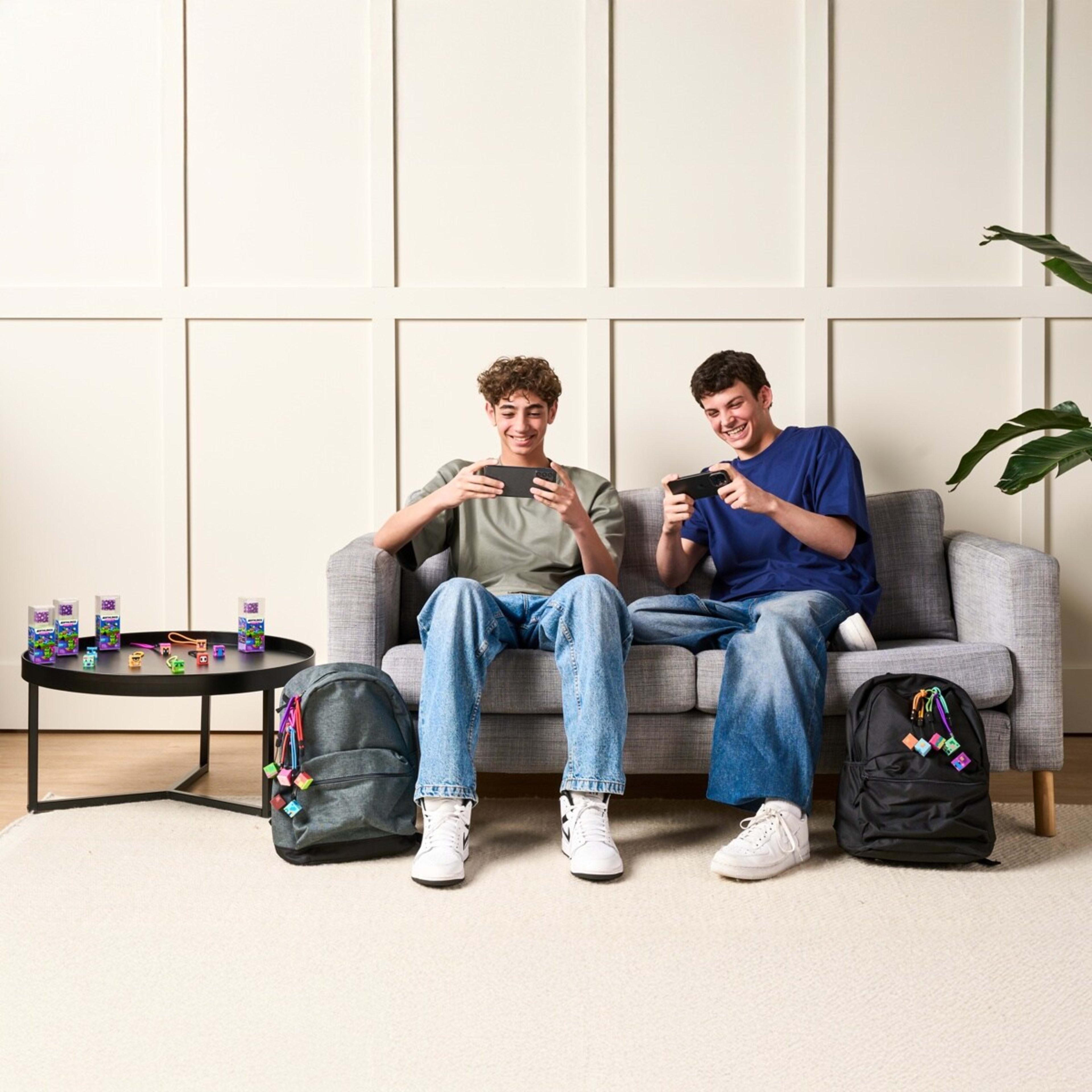 8 Aerthlings Mystery Box Single Pack - Assorted, 8 of 11