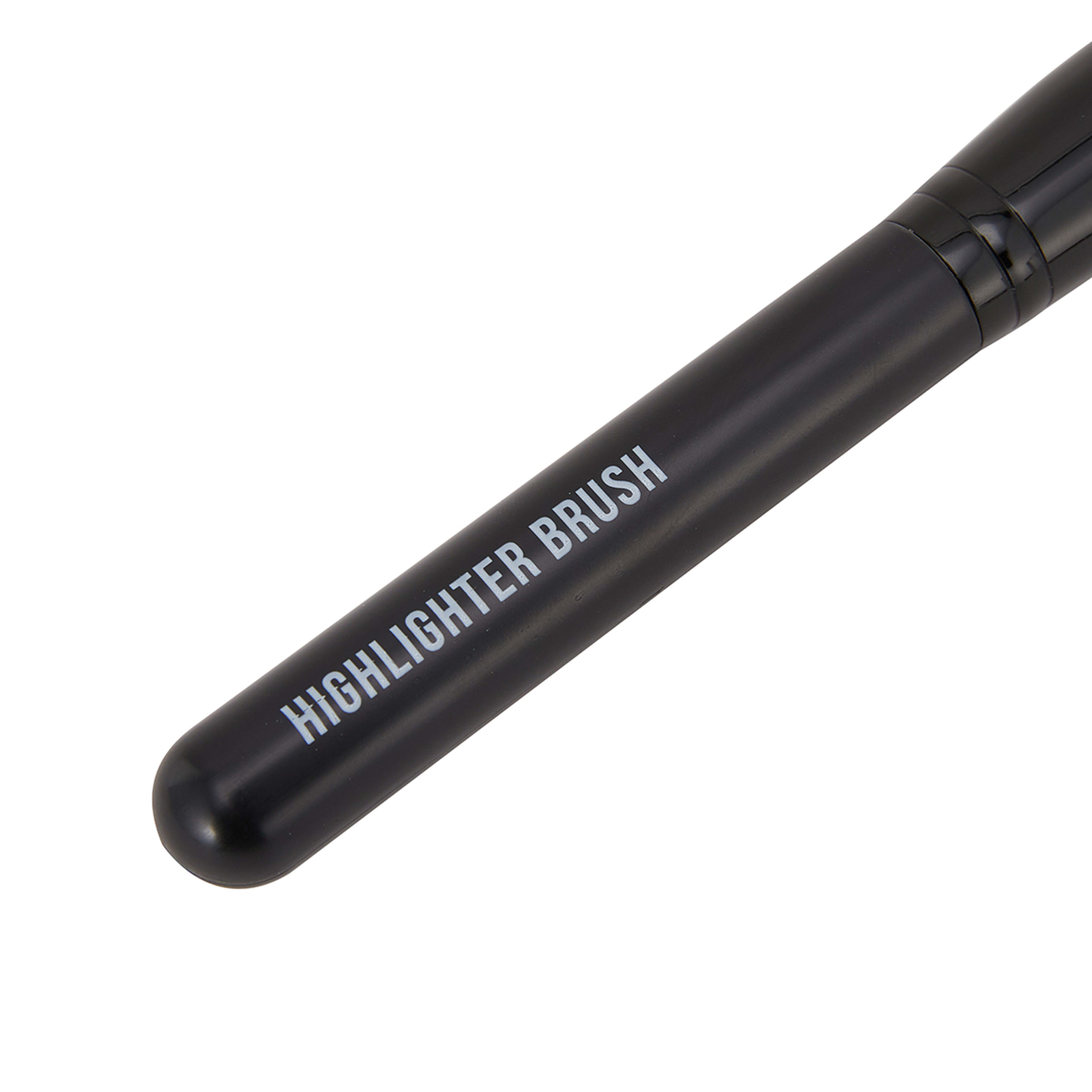 2 OXX Cosmetics Highlighter Brush - Black, 2 of 5