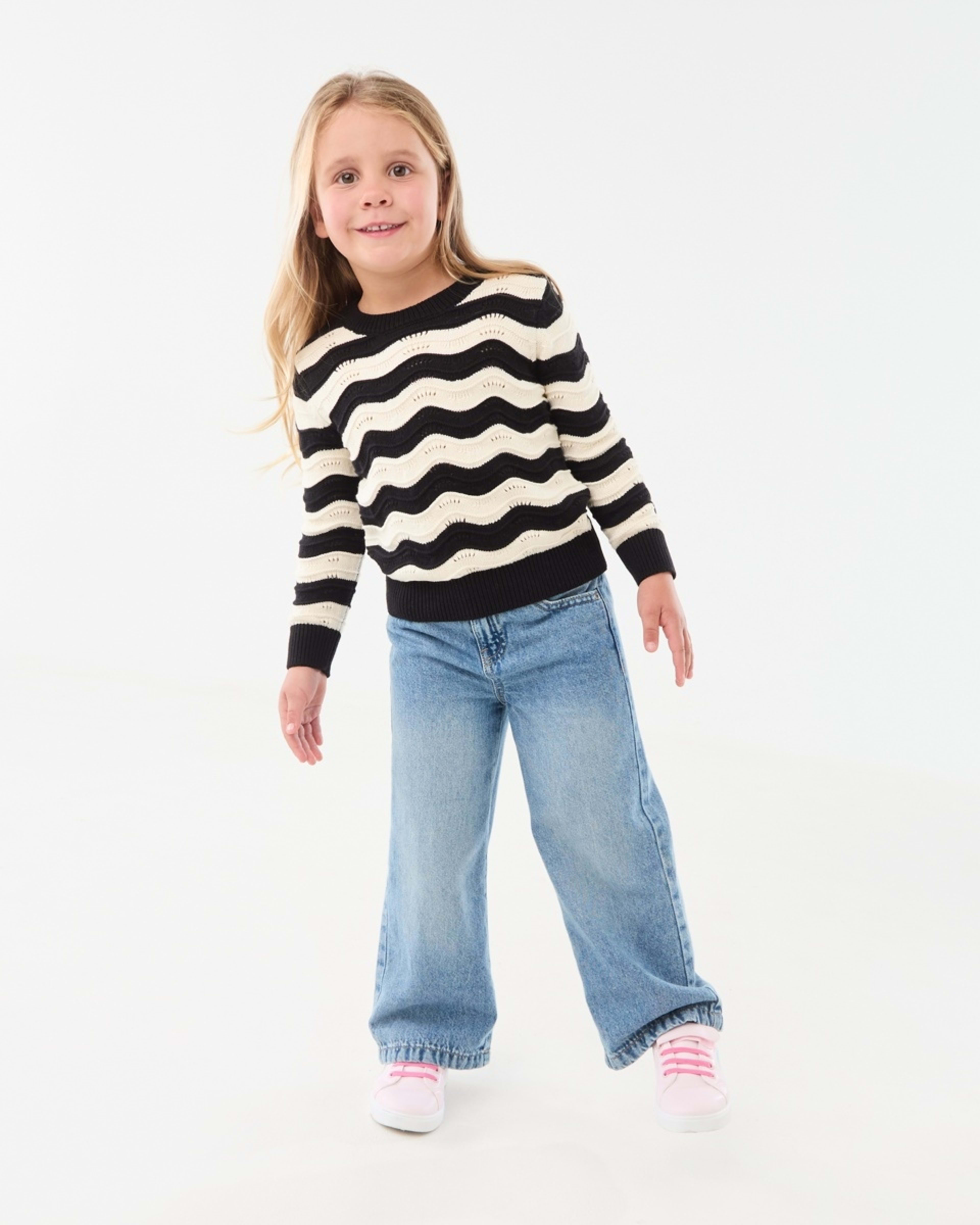 5 Knit Jumper Wave Crochet Knit Black, 5 of 8