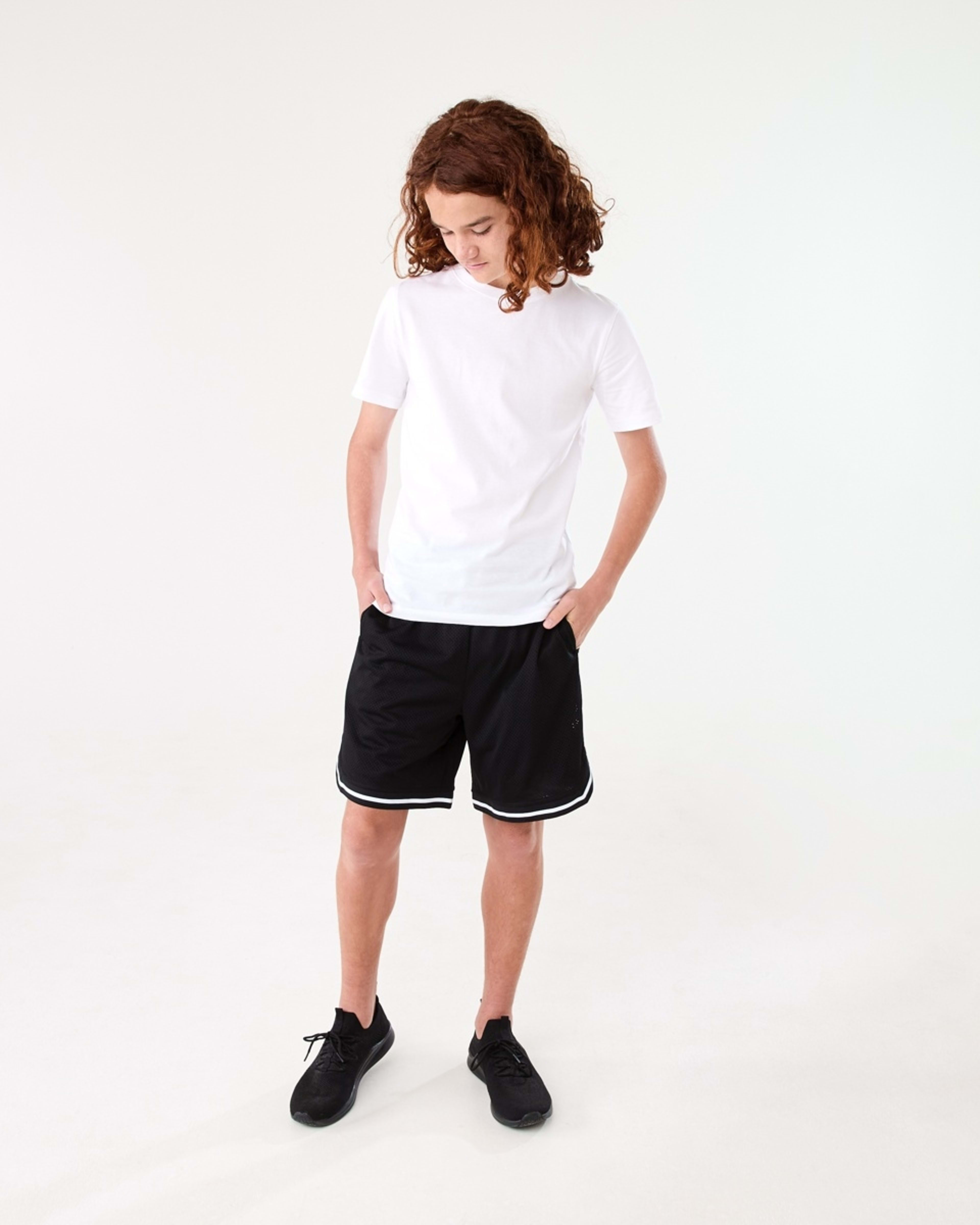 6 Active Kids Mesh Shorts BLACK, 6 of 7