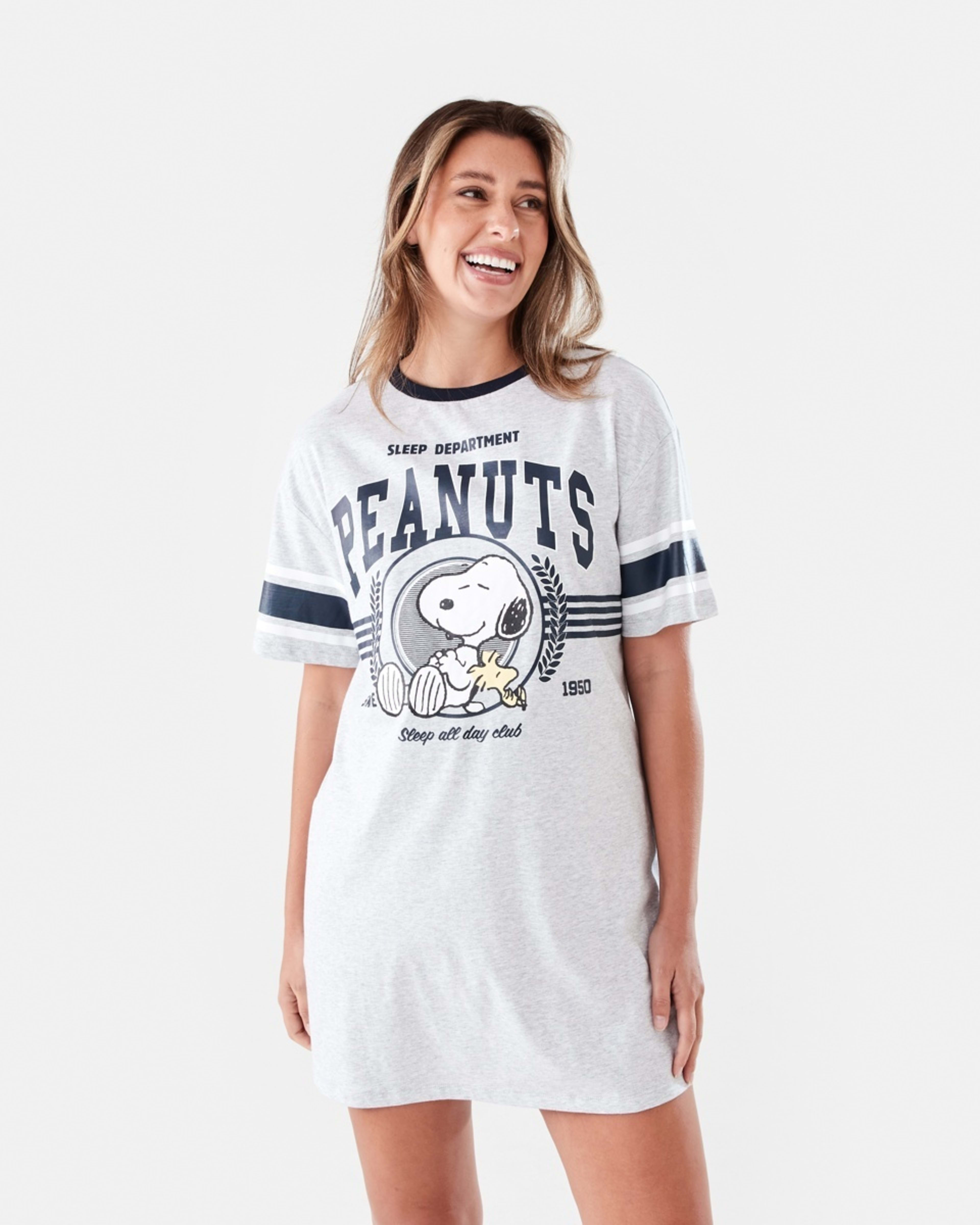 1 Snoopy License Short Sleeve Graphic Nightie SNOOPY SLEEP CLUB SILVER MARLE