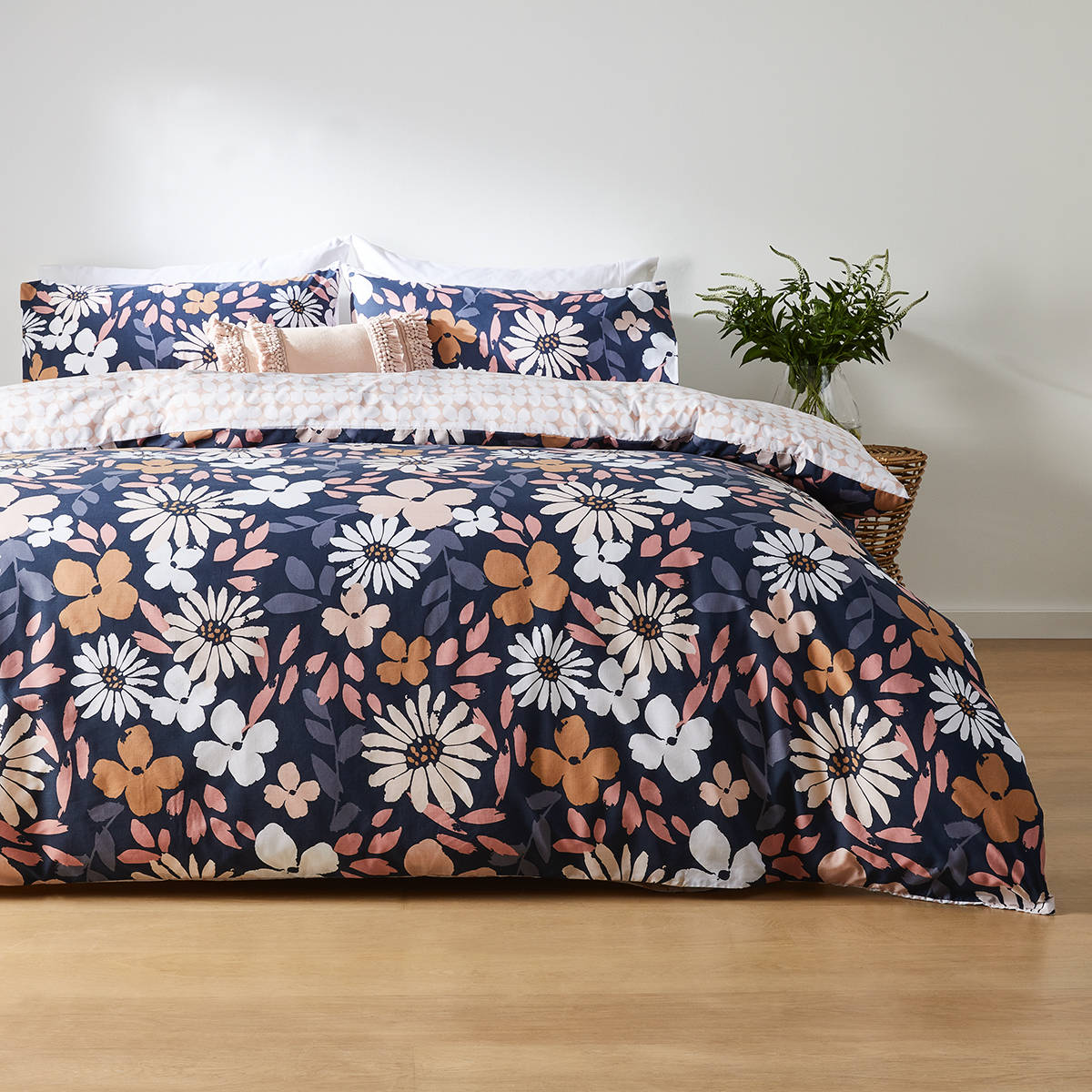 Sofia Reversible Quilt Cover Set - King 