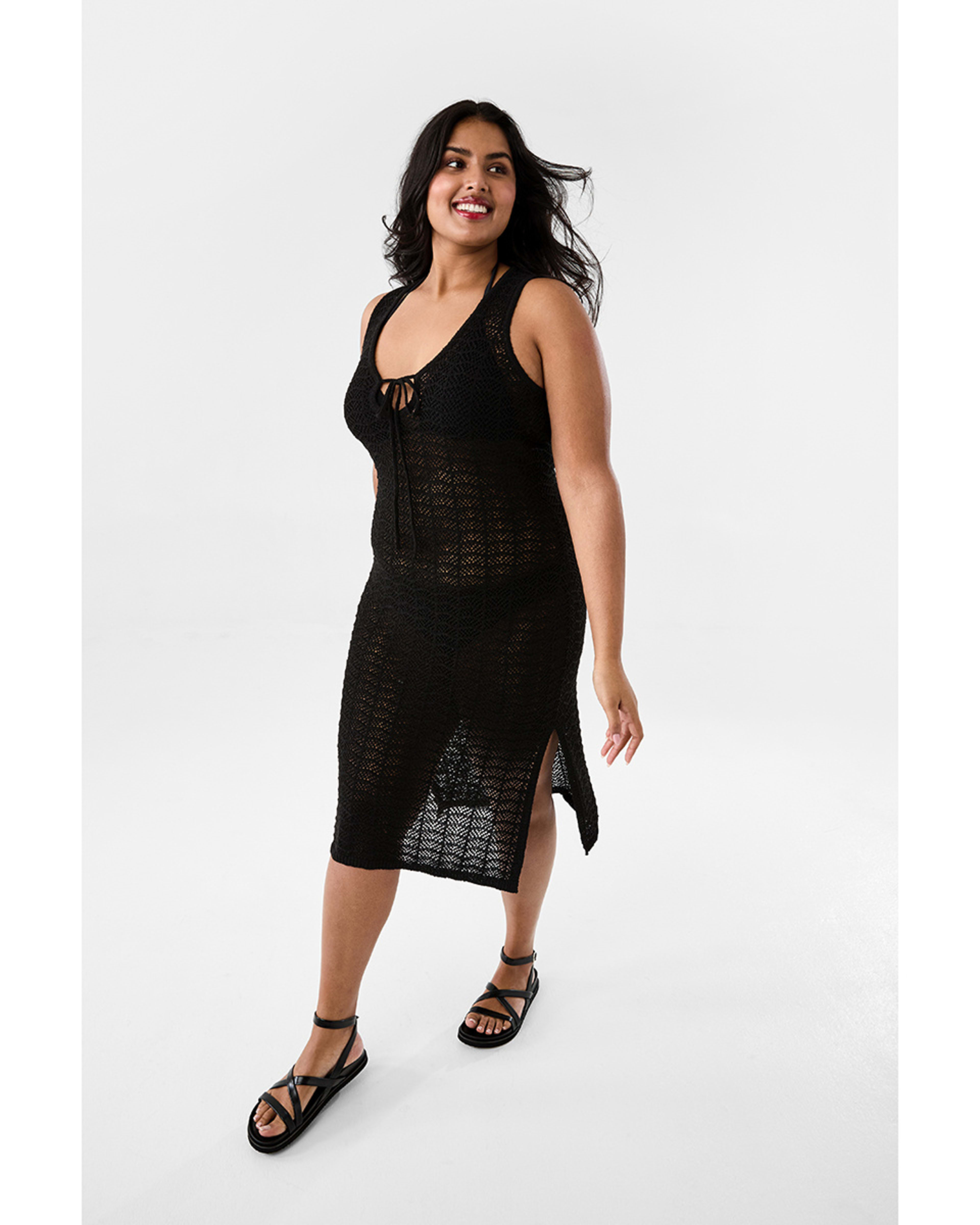 8 Sleeveless Wave Crochet Midi Dress Black, 8 of 10