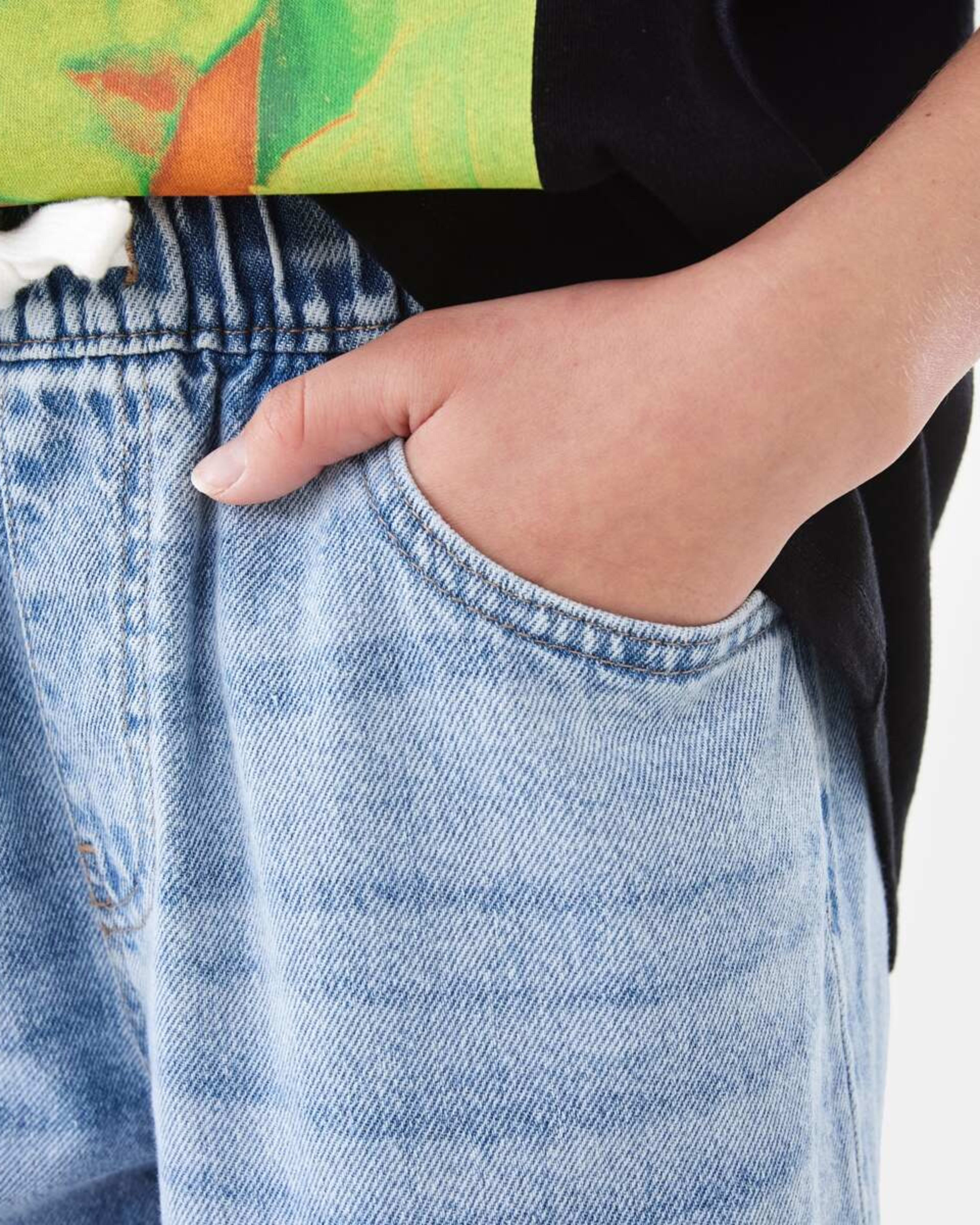 5 Wide Leg Elastic Jeans MID DENIM WASH, 5 of 6
