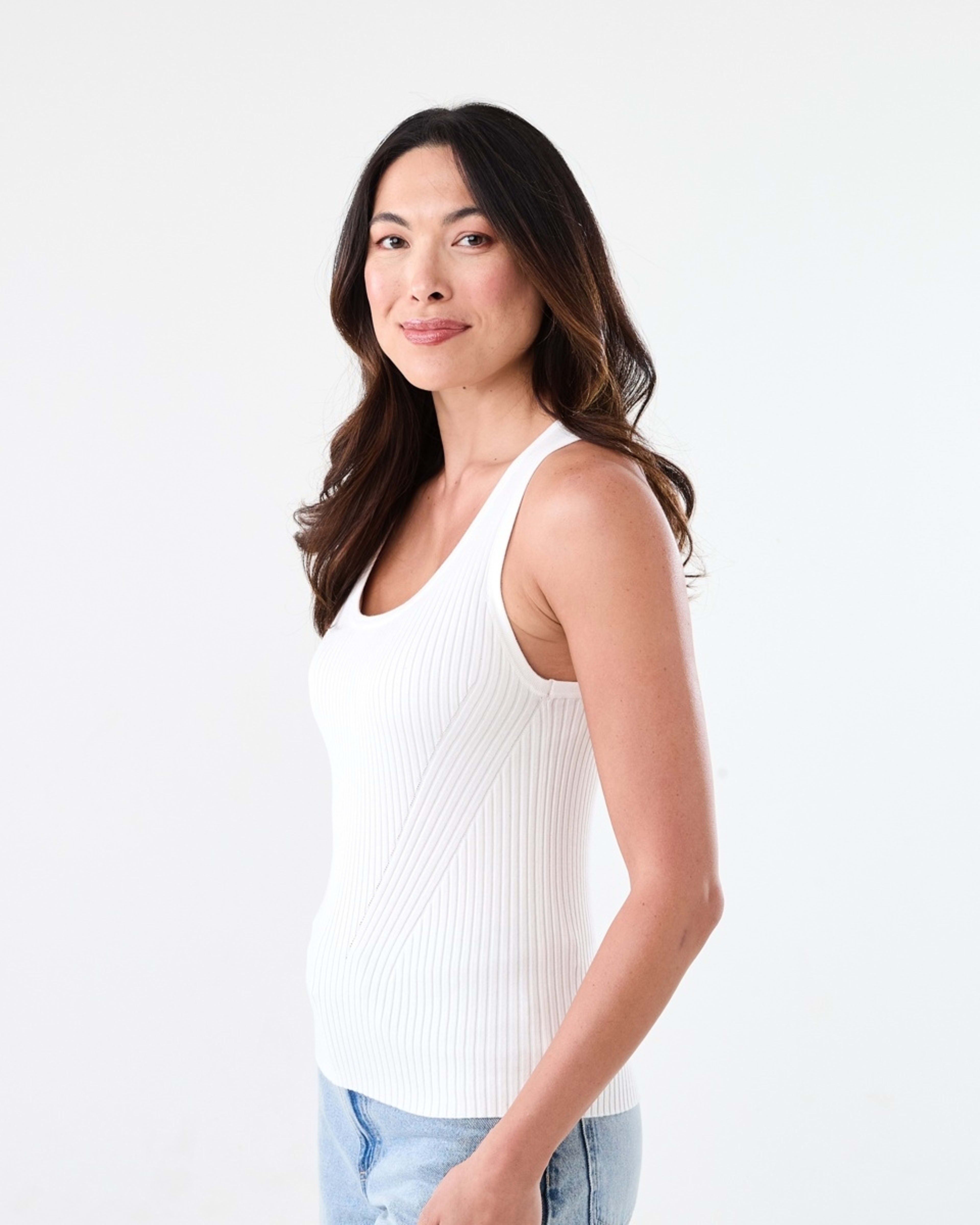 2 Sleeveless Panelled Scoop Neck Tank Ecru, 2 of 5