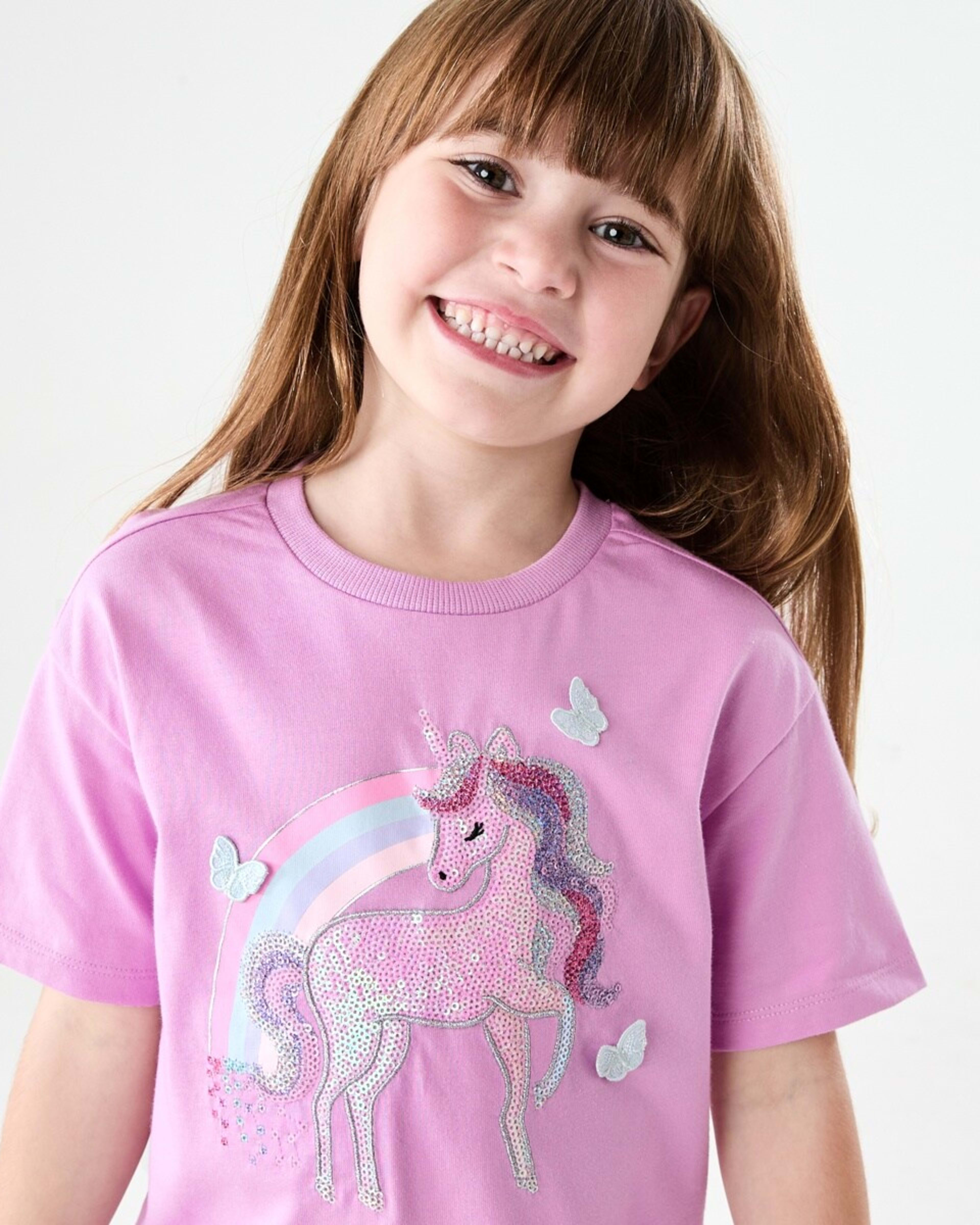 3 Short Sleeve Embellished T-shirt UNICORN FONDANT, 3 of 6