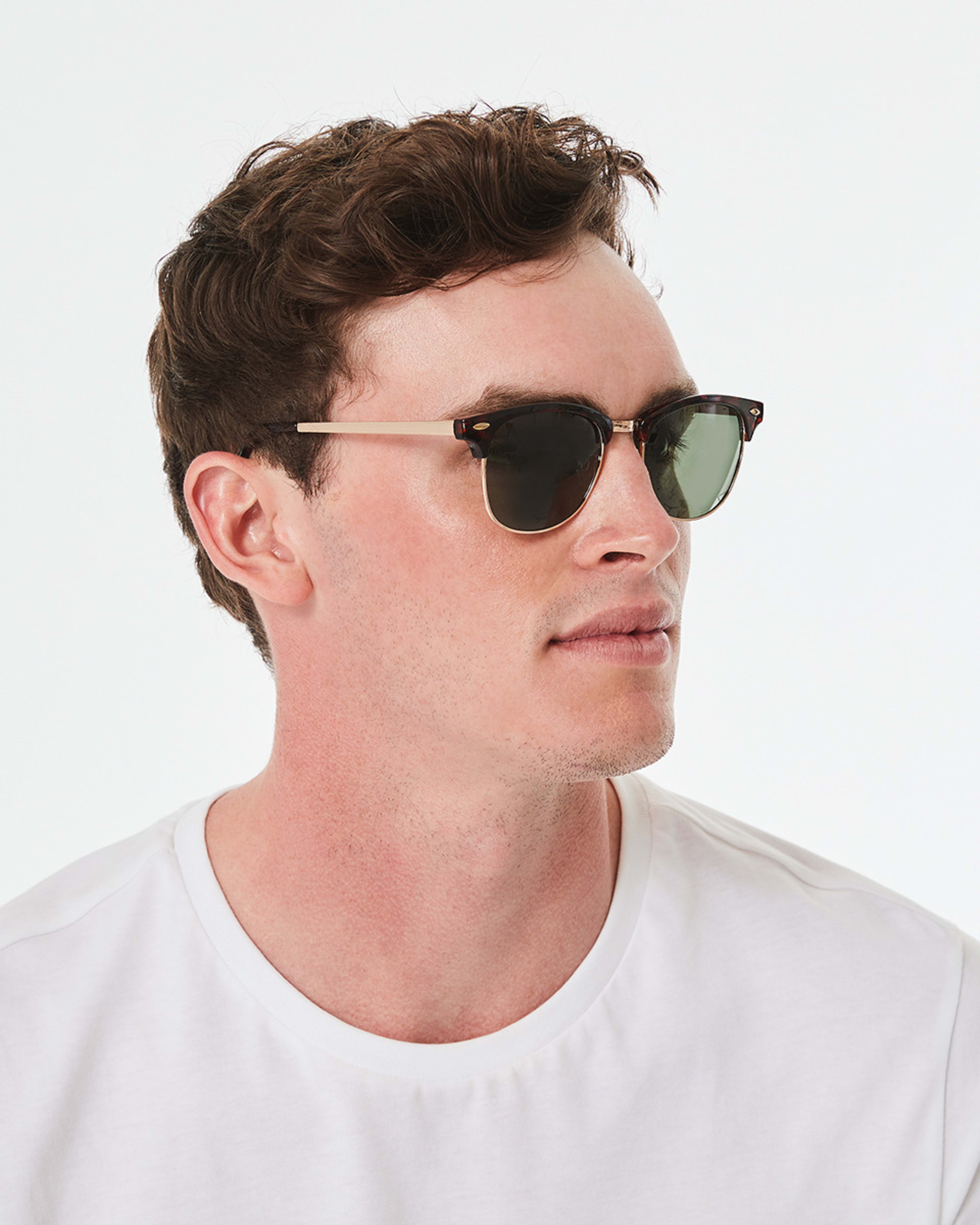 5 Classic Polarised Sunglasses Tort, 5 of 7