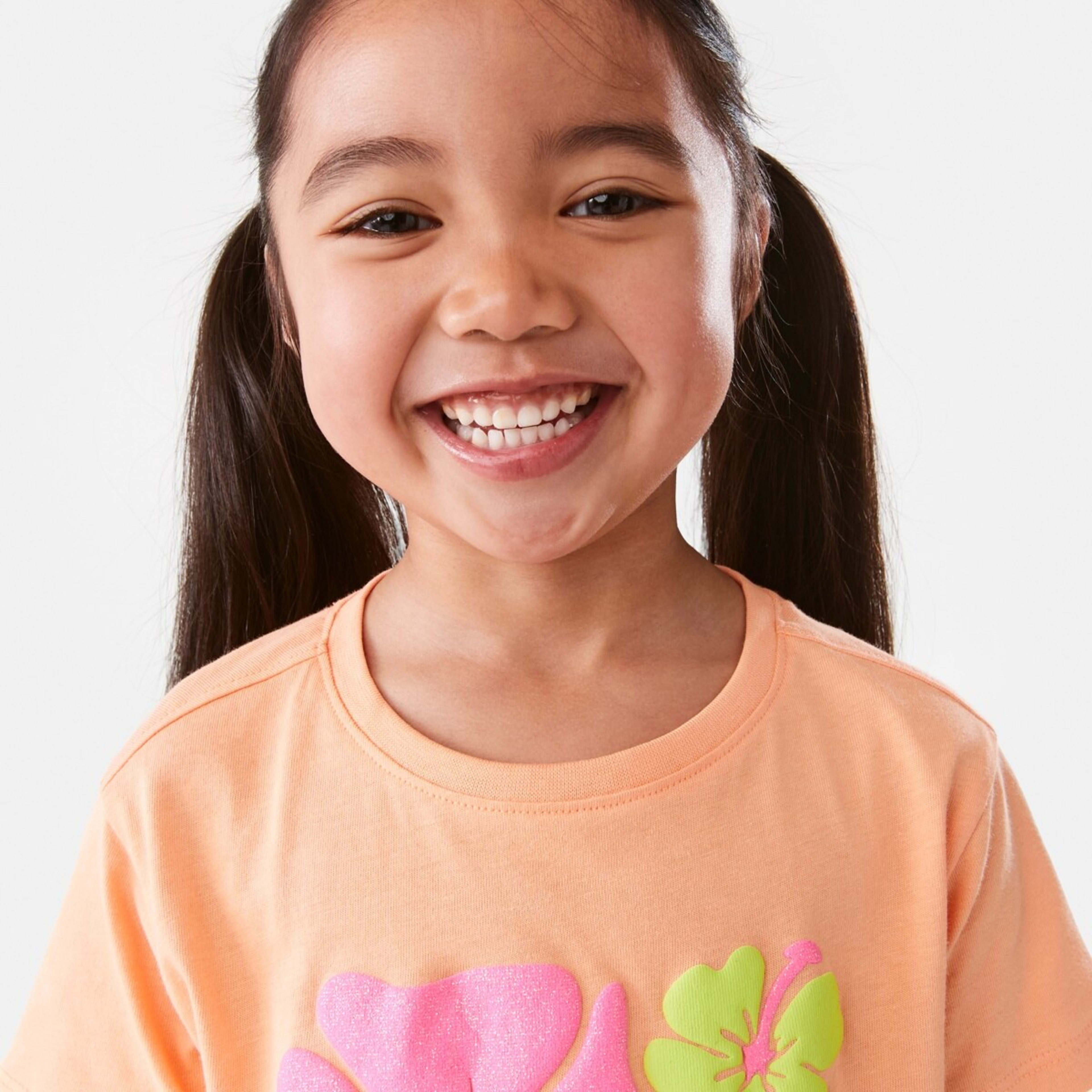 3 Short Sleeve Placement Print T-shirt Org Flower, 3 of 9