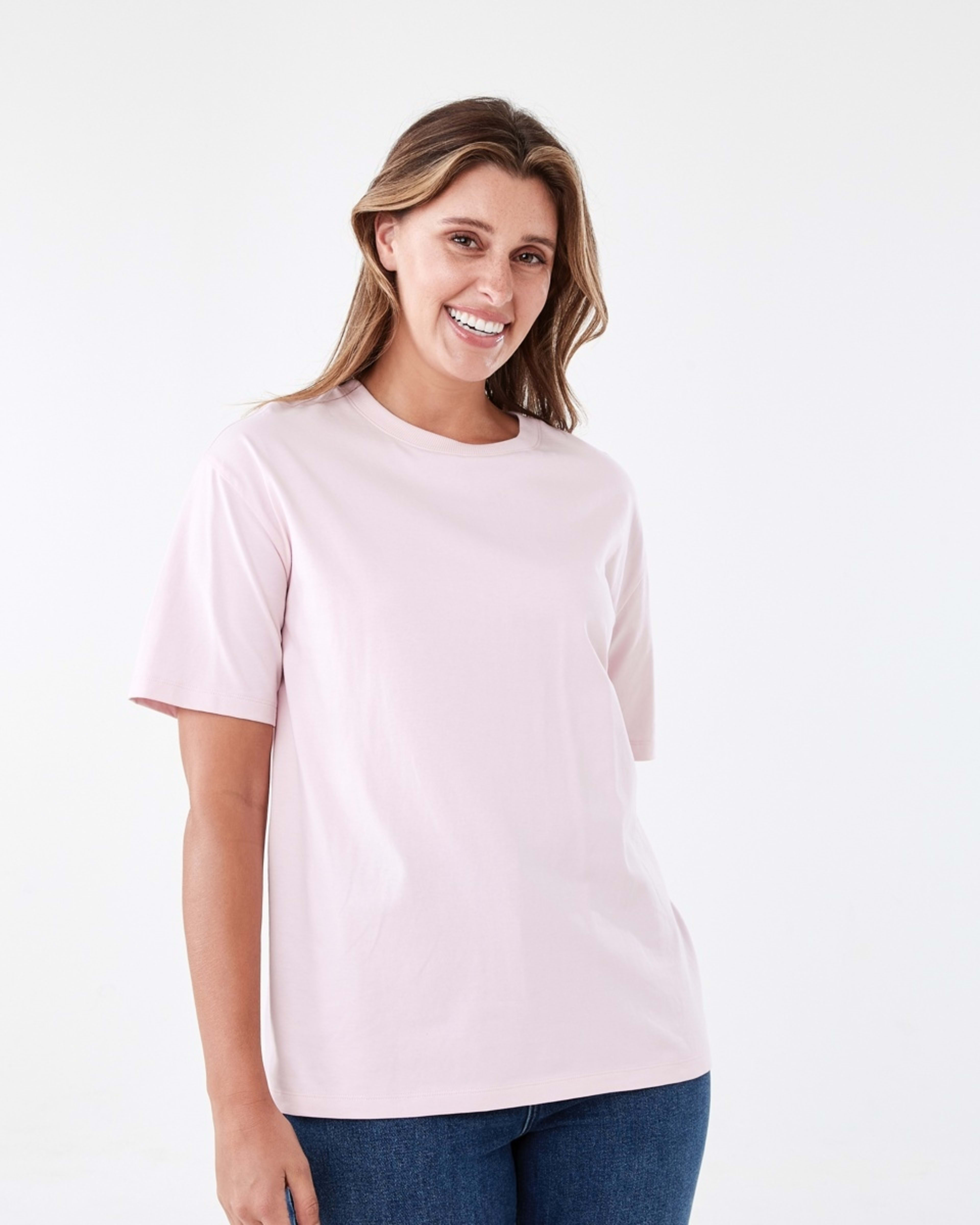 1 Short Sleeve Oversized Boyfriend T-shirt SOFT BLOSSOM, 1 of 5