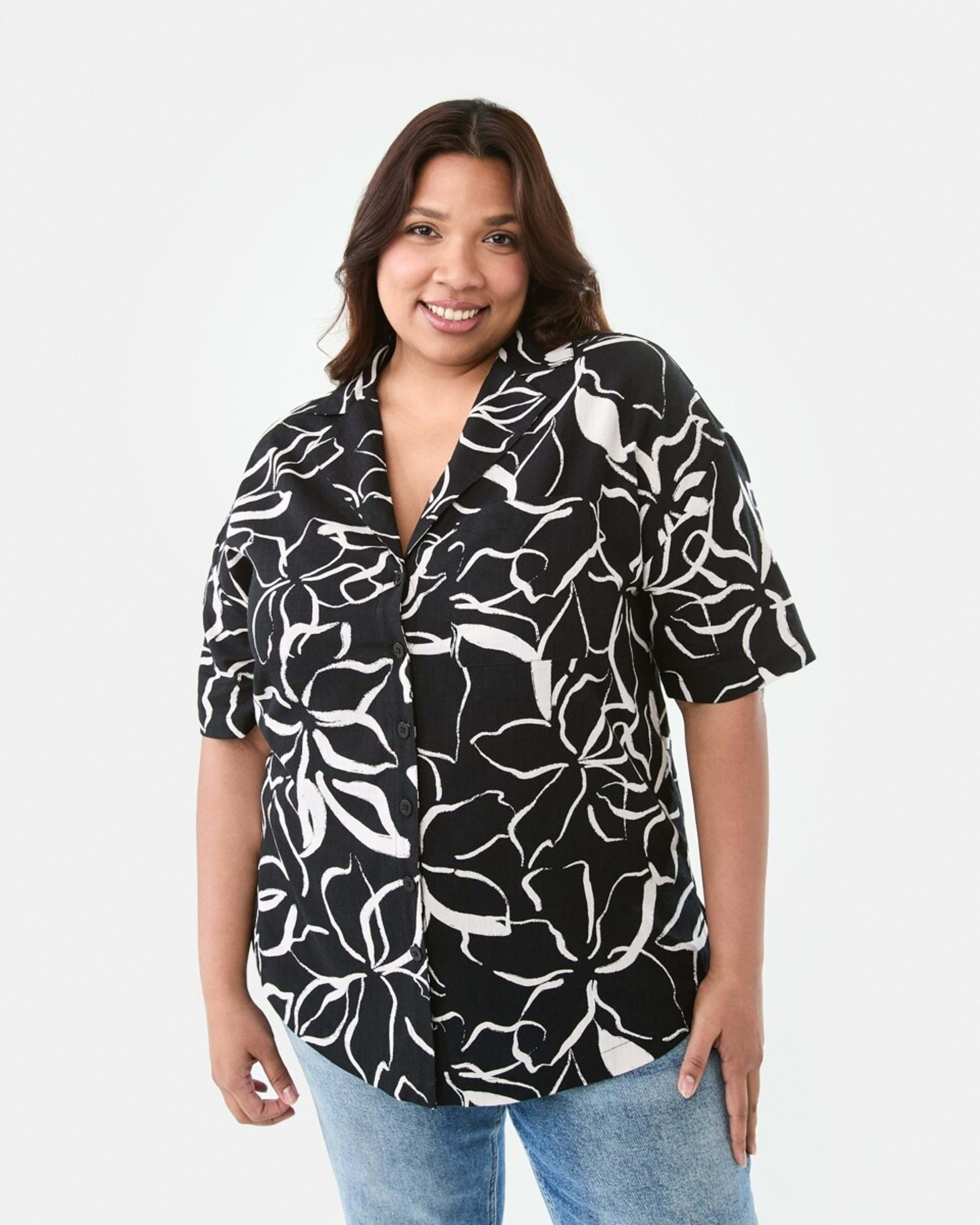 1 Curve Short Sleeve Resort Shirt Sktchflr B
