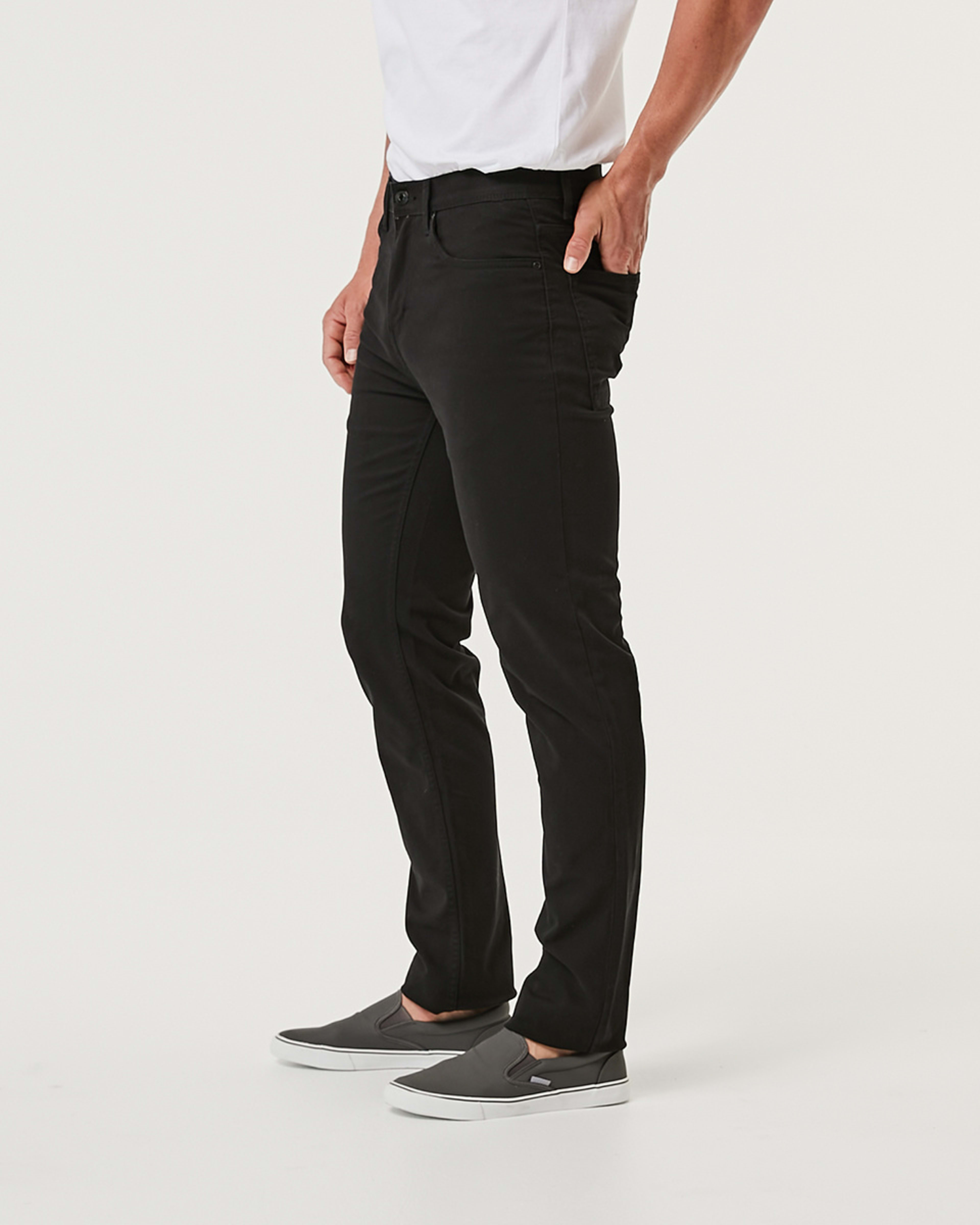 3 Straight Stretch Jeans SOLID BLACK, 3 of 5